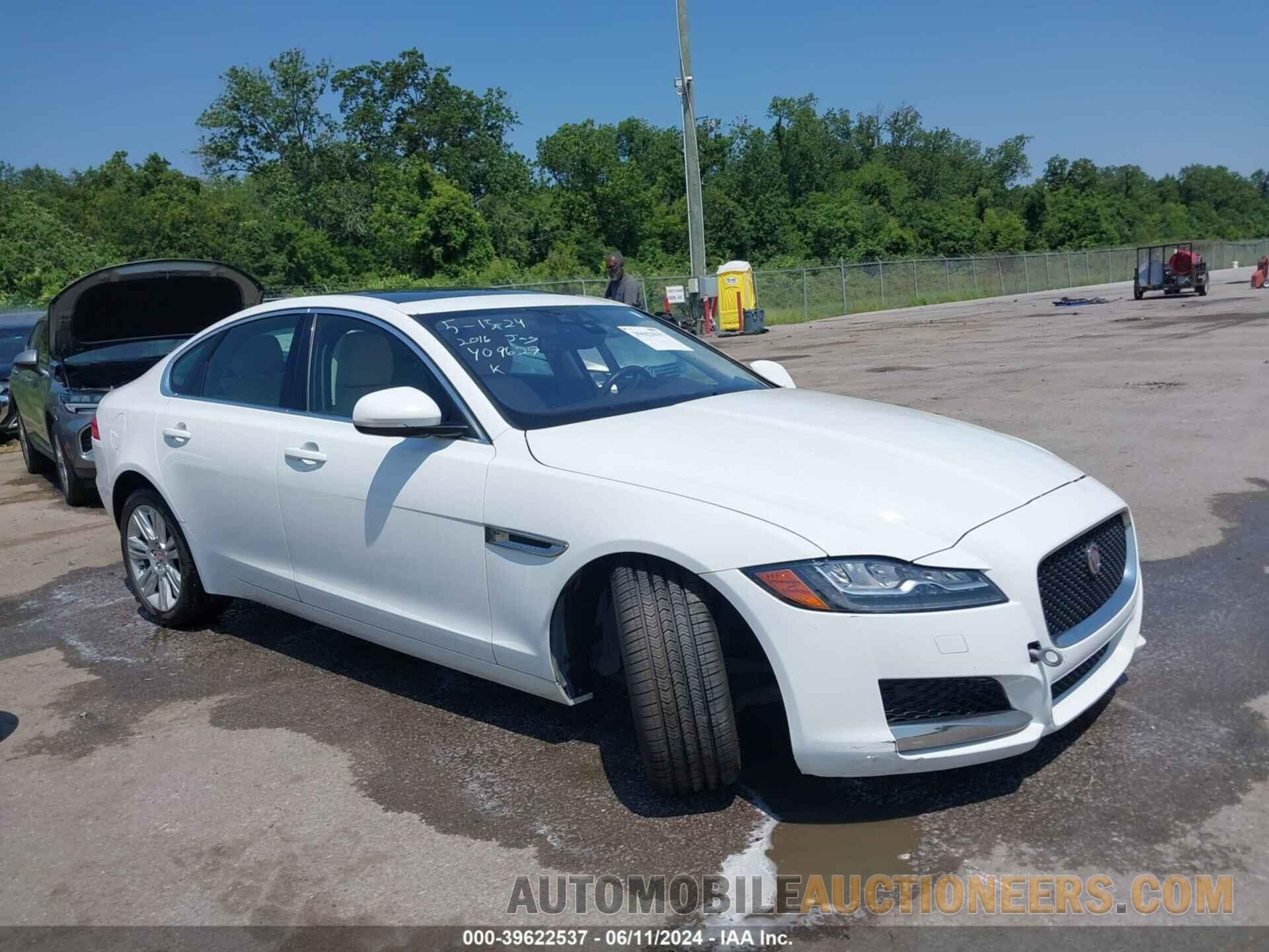 SAJBD4BV5GCY09629 JAGUAR XF 2016