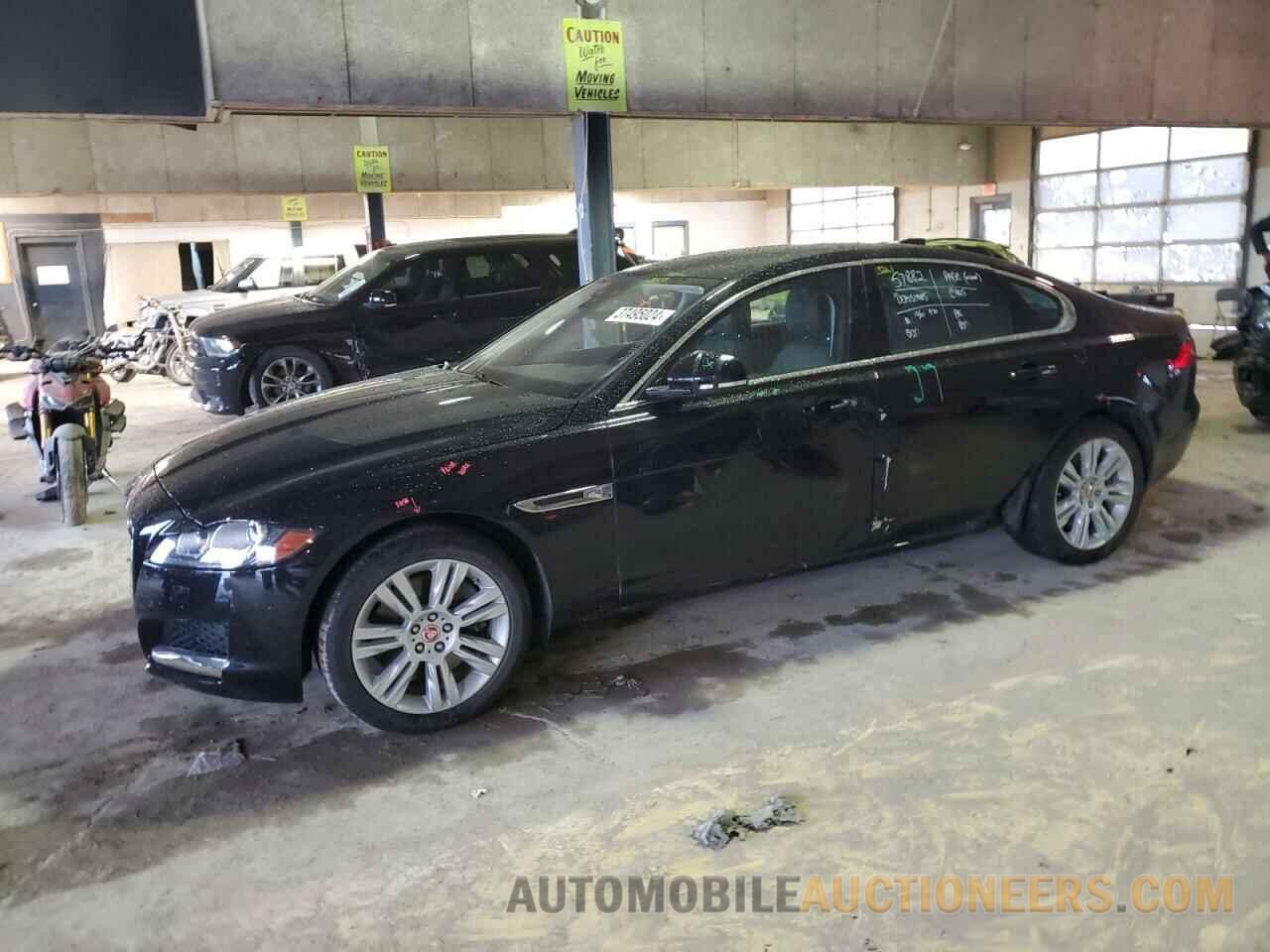 SAJBD4BV6GCY11065 JAGUAR XF 2016