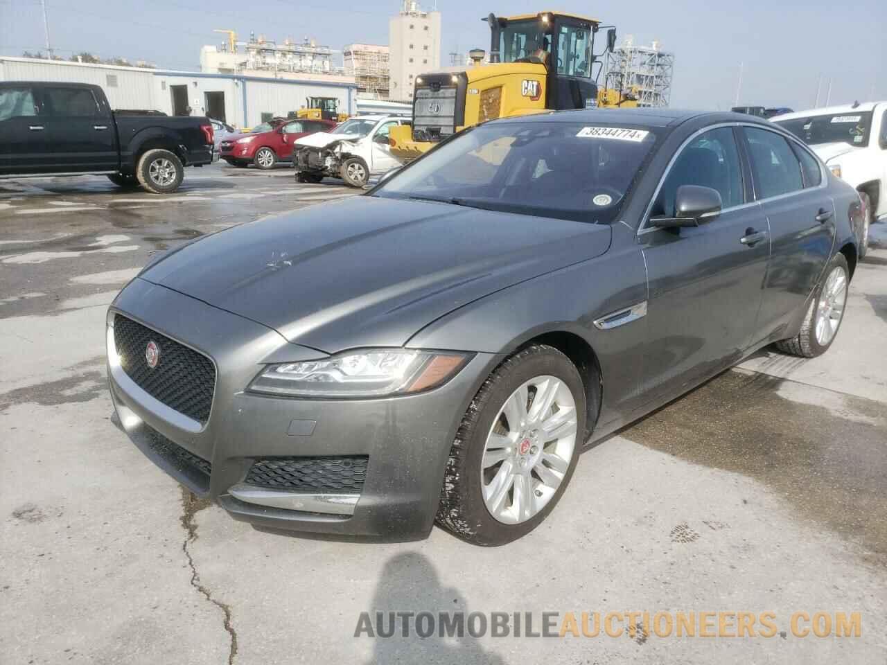 SAJBD4BV8HCY35854 JAGUAR XF 2017