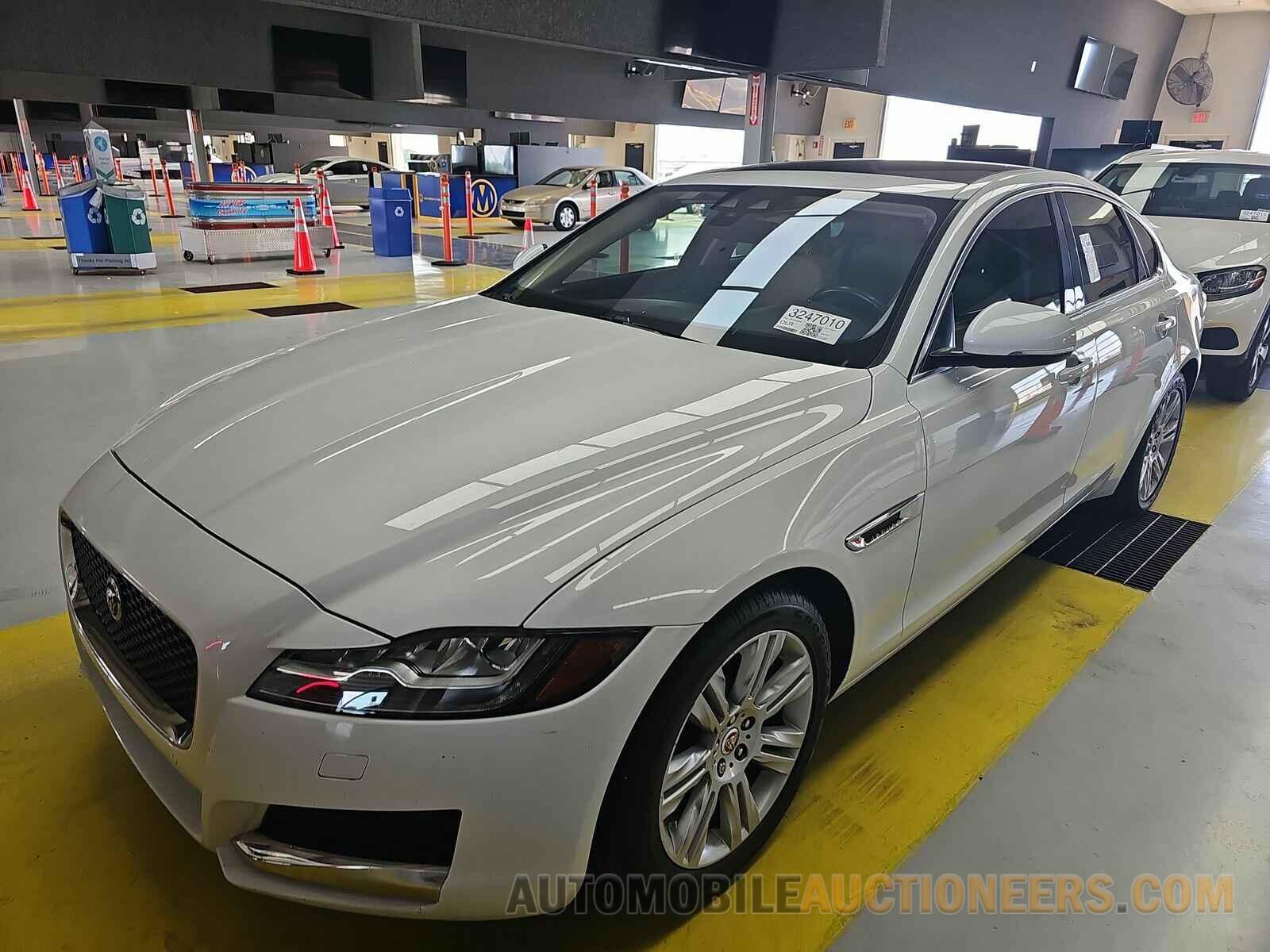 SAJBD4EV2JCY54286 Jaguar XF 2018