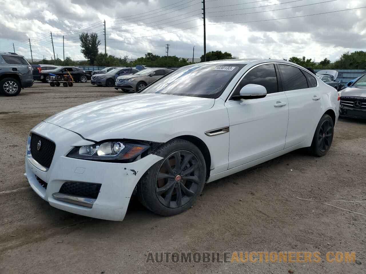 SAJBD4FX5JCY59353 JAGUAR XF 2018