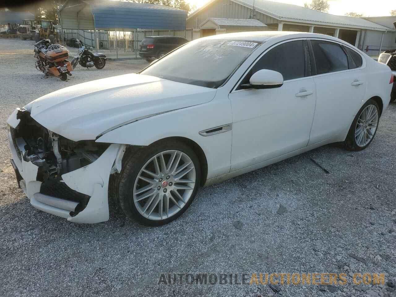 SAJBE4BN3HCY46435 JAGUAR XF 2017