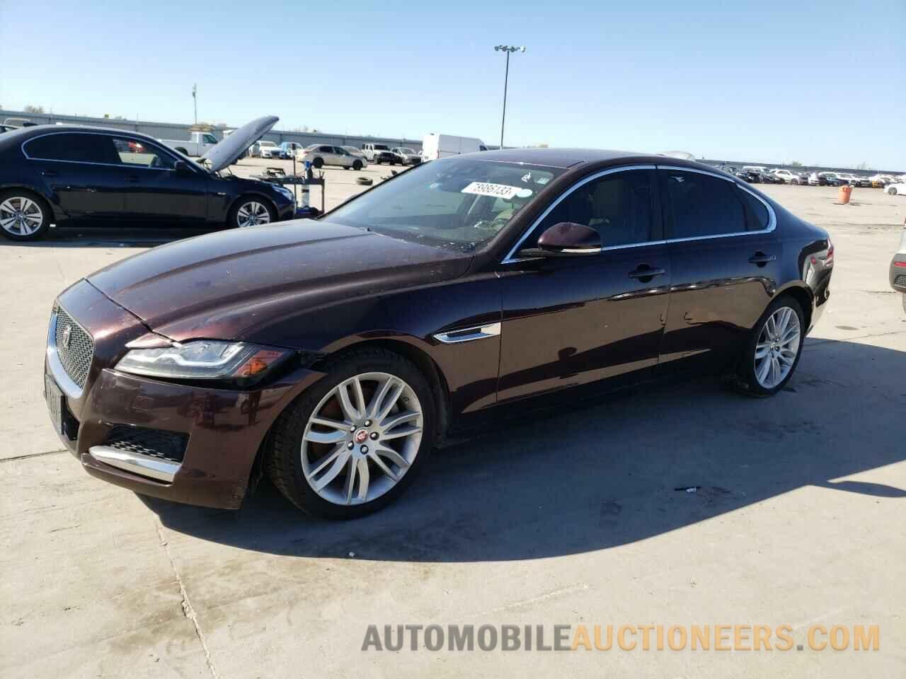 SAJBE4BV0HCY34579 JAGUAR XF 2017