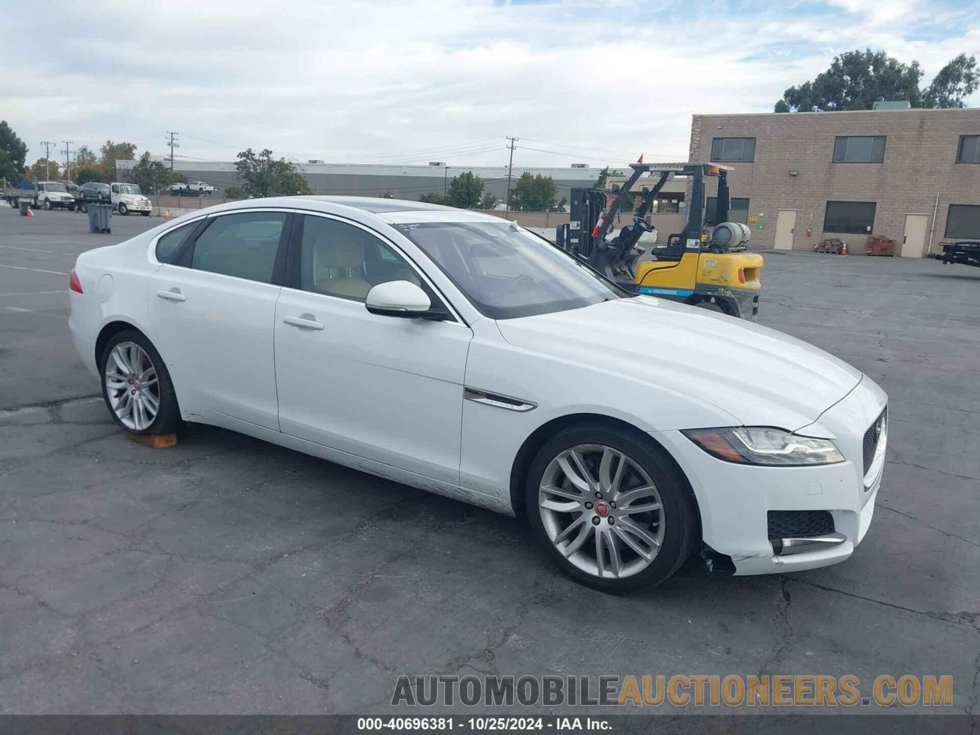 SAJBE4BV4GCY14446 JAGUAR XF 2016