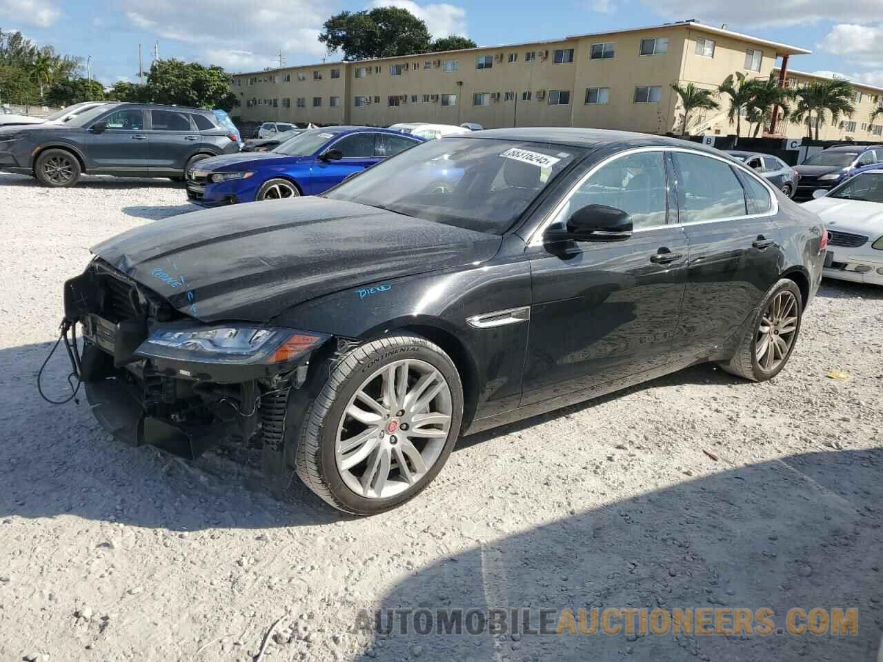 SAJBE4EV6JCY56135 JAGUAR XF 2018