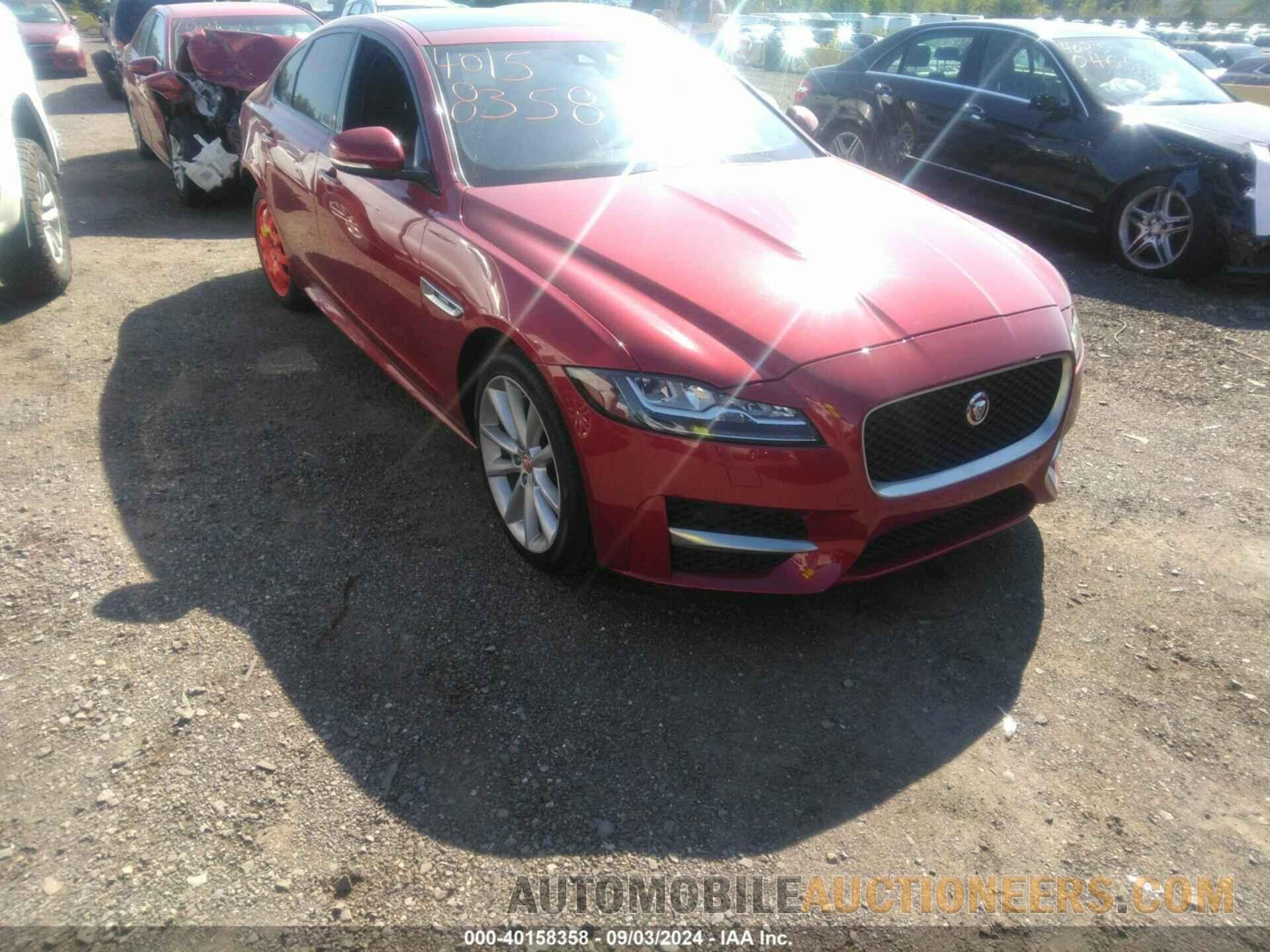 SAJBF4BV0HCY29461 JAGUAR XF 2017