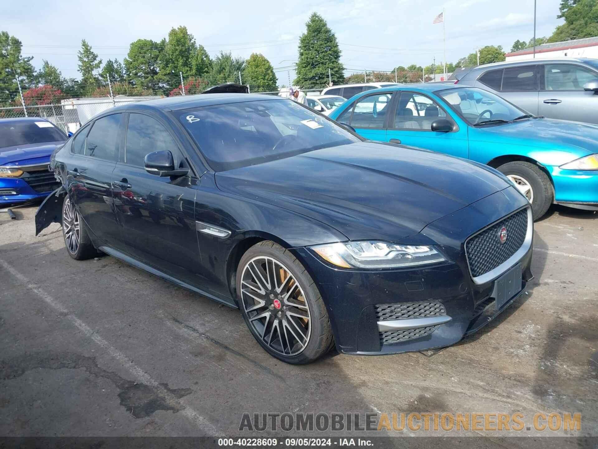 SAJBF4BV8HCY43348 JAGUAR XF 2017