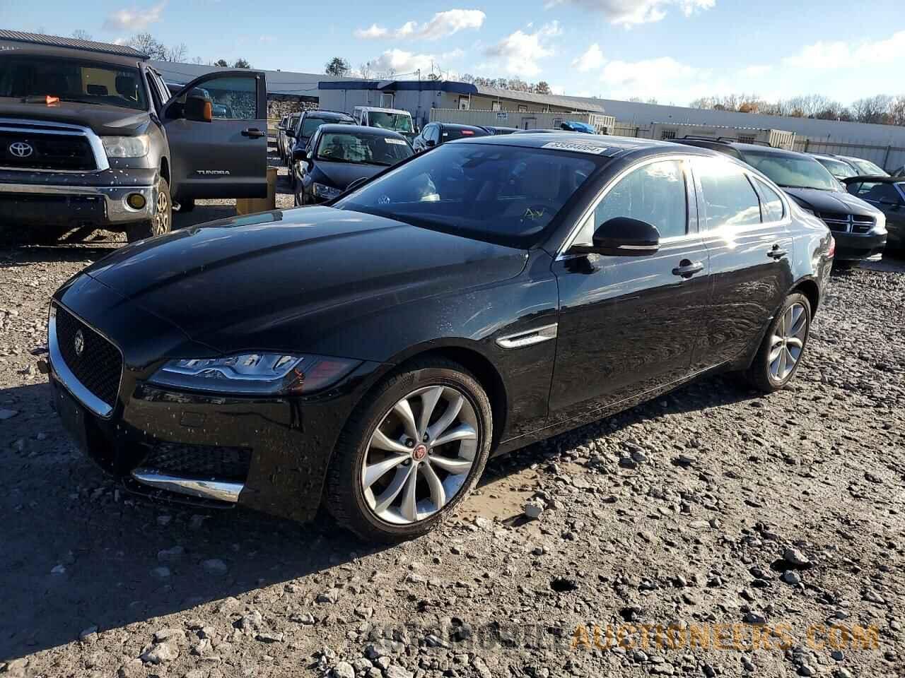 SAJBJ4BN1HCY48776 JAGUAR XF 2017