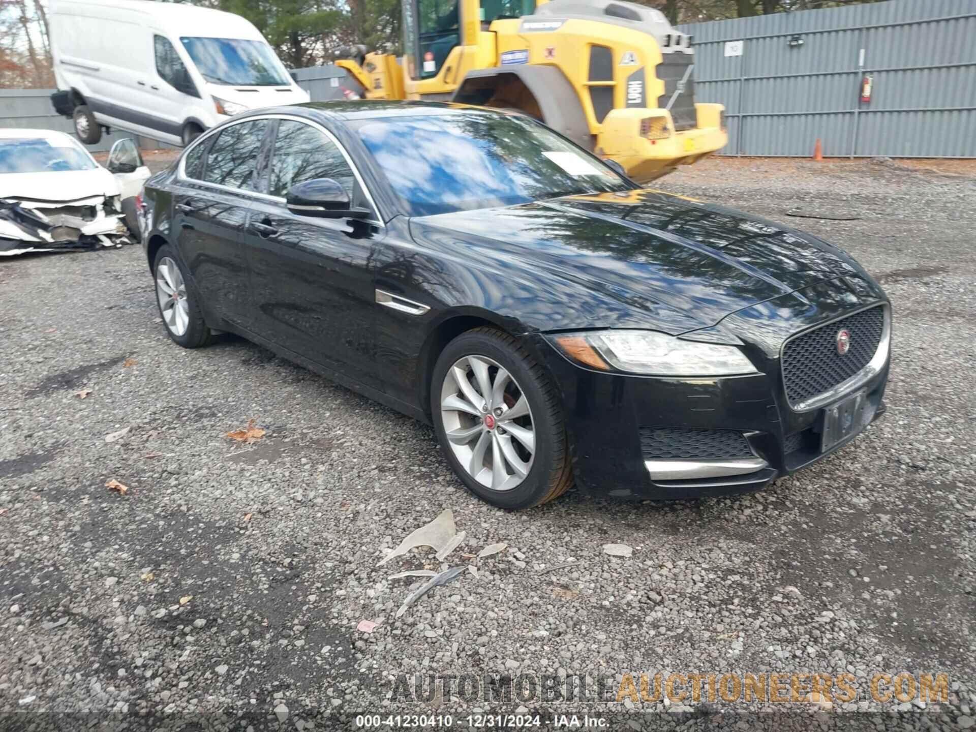 SAJBJ4BN3HCY42767 JAGUAR XF 2017