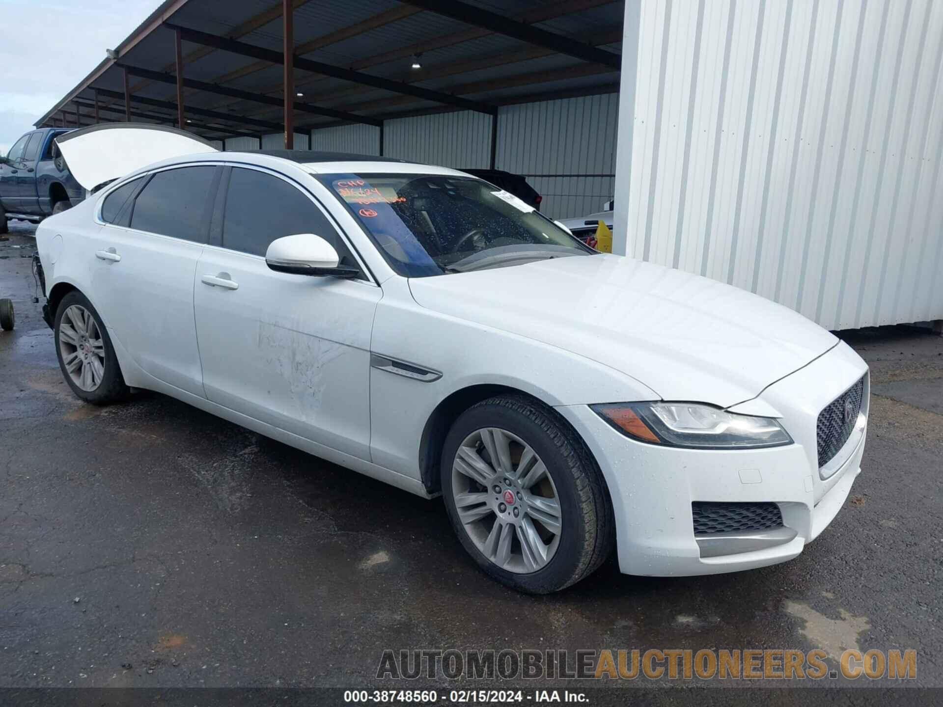 SAJBJ4BV8HCY37046 JAGUAR XF 2017