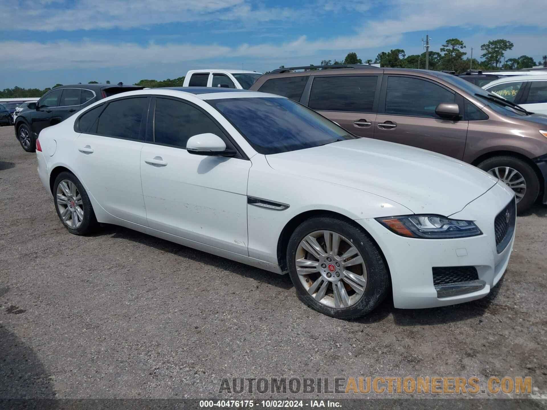 SAJBJ4BV9HCY38240 JAGUAR XF 2017