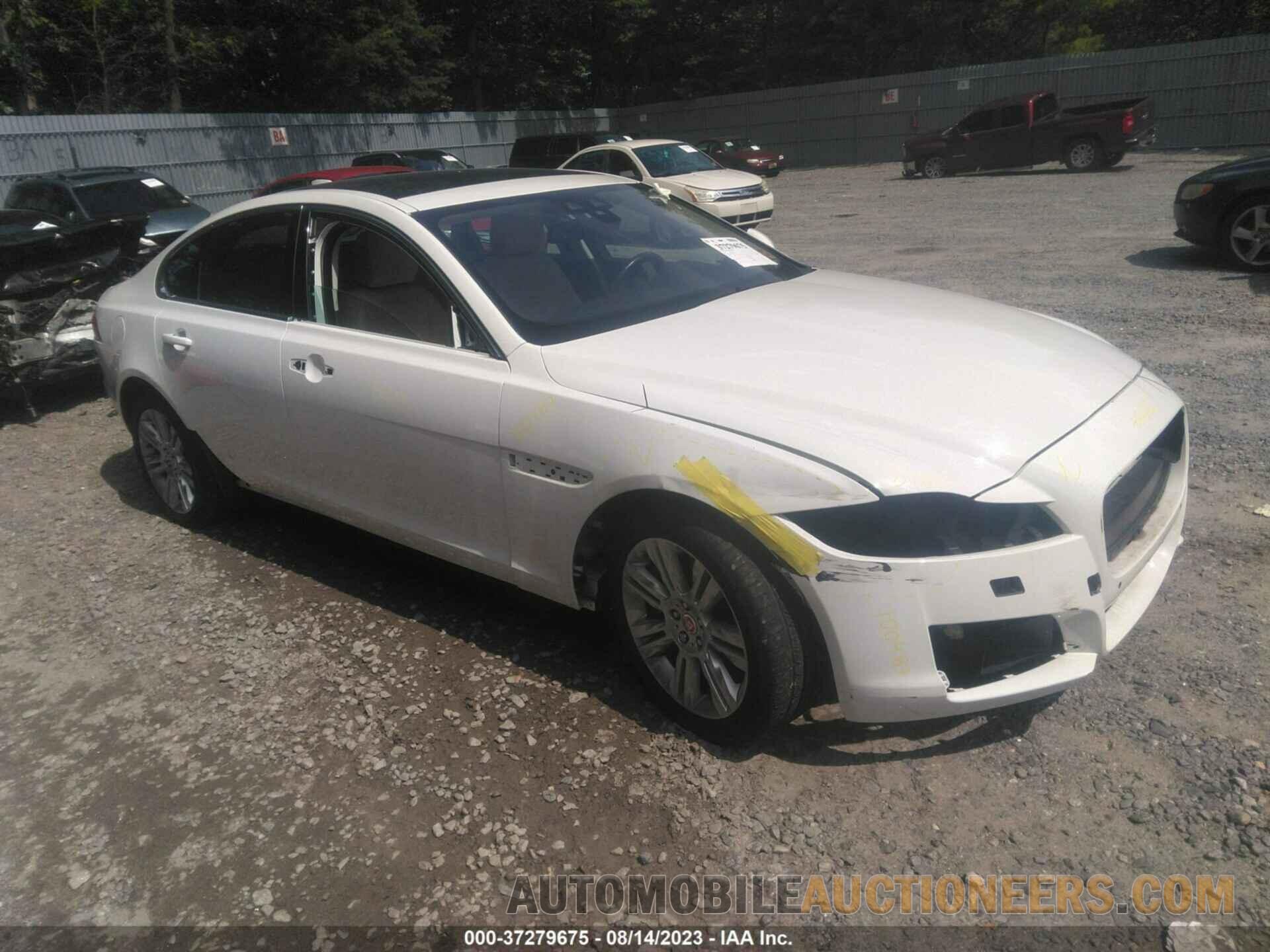 SAJBJ4BVXHCY35217 JAGUAR XF 2017