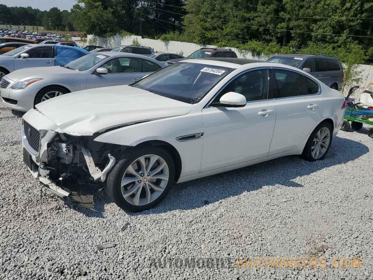 SAJBJ4BVXHCY40112 JAGUAR XF 2017