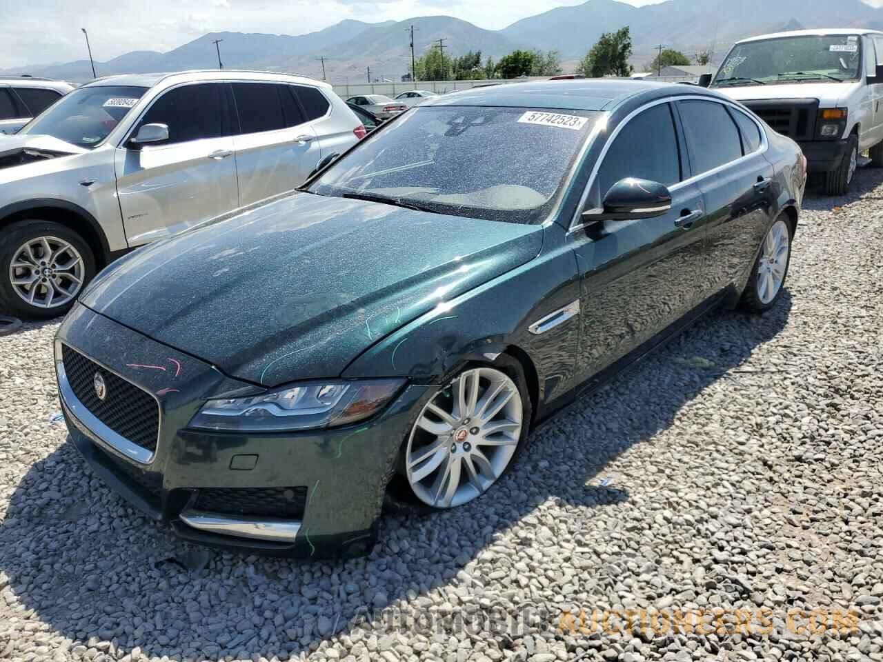 SAJBK4BN2HCY45611 JAGUAR XF 2017