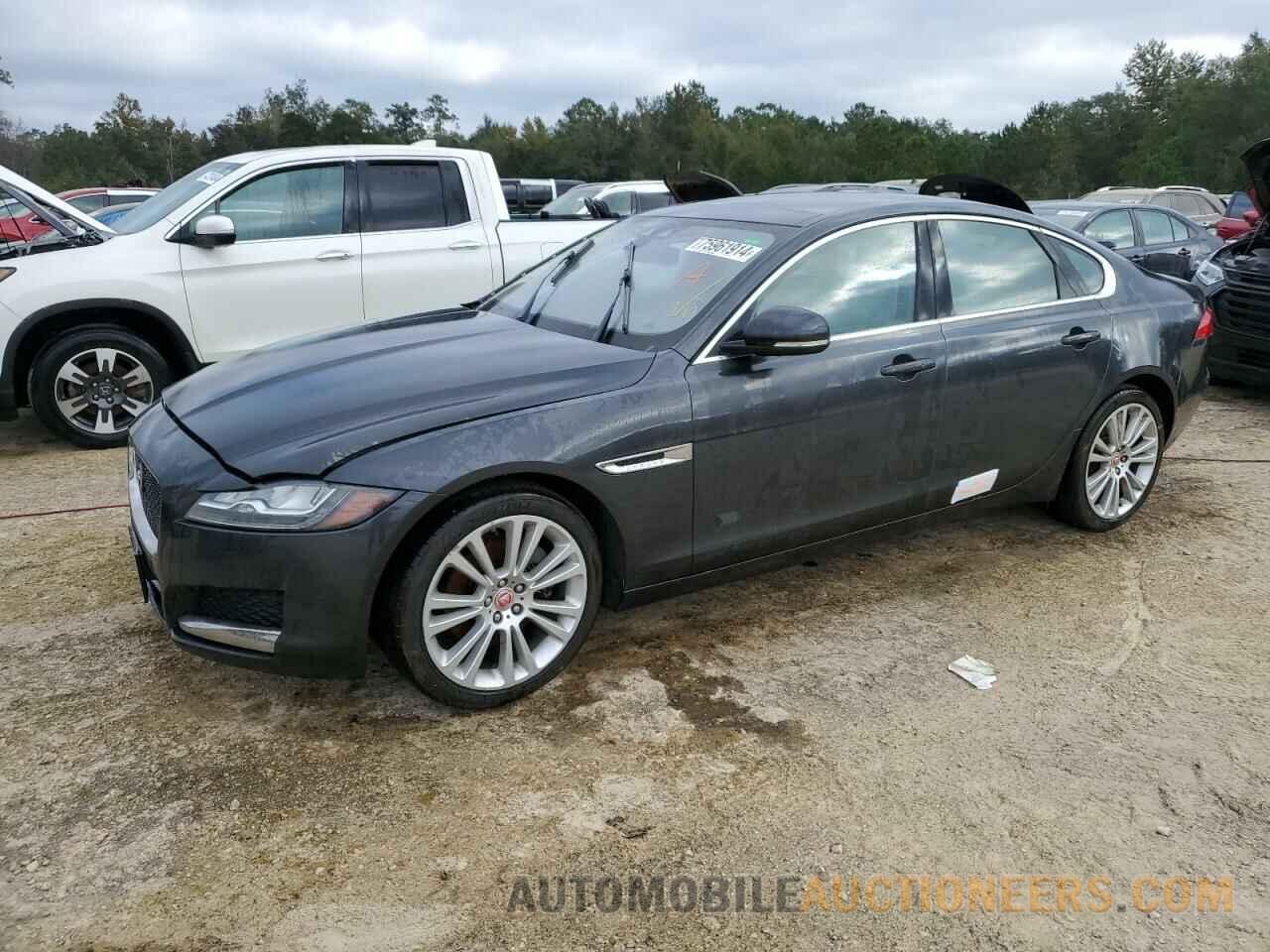 SAJBK4BN3HCY37291 JAGUAR XF 2017