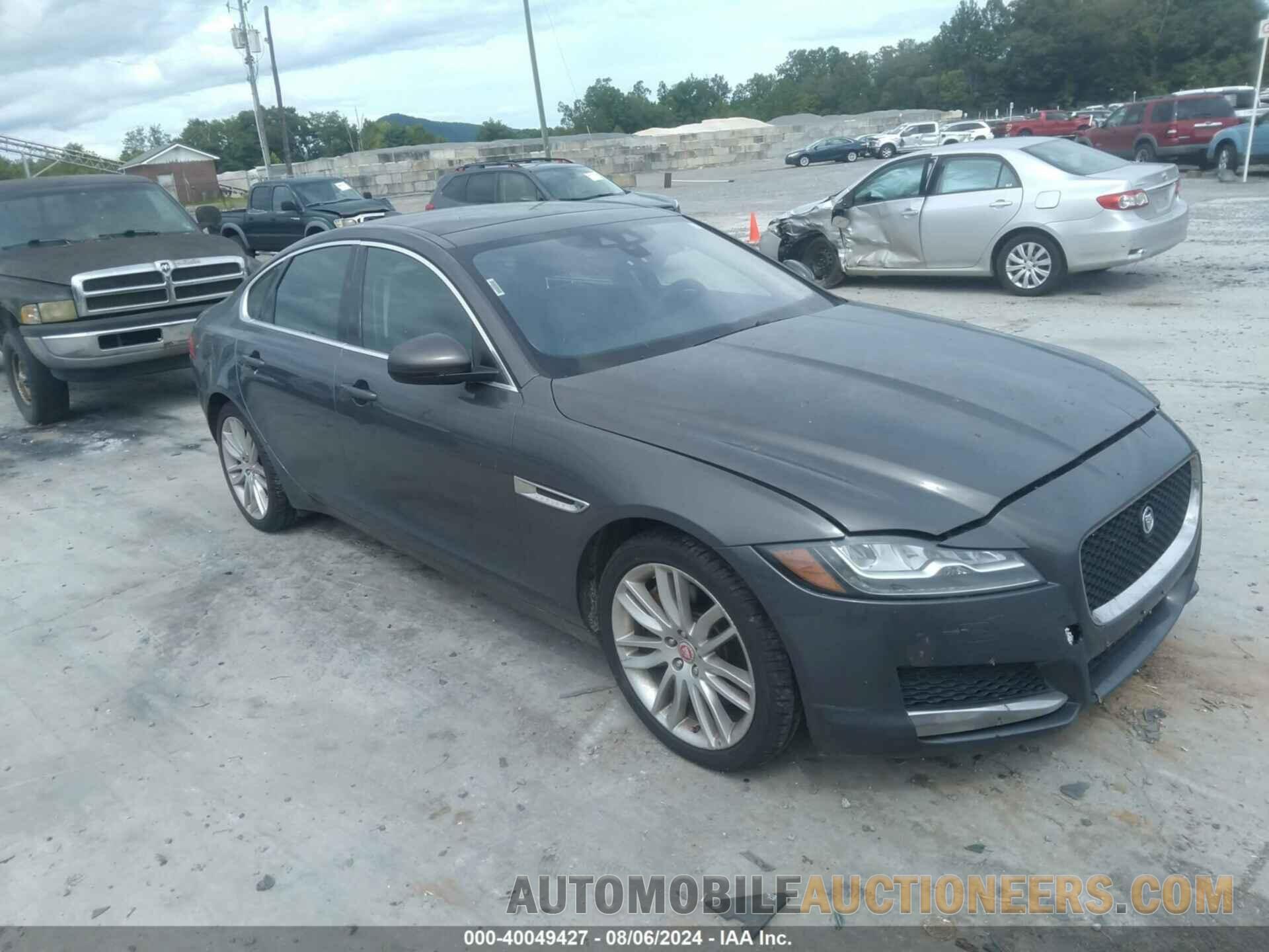 SAJBK4BV4GCY15962 JAGUAR XF 2016