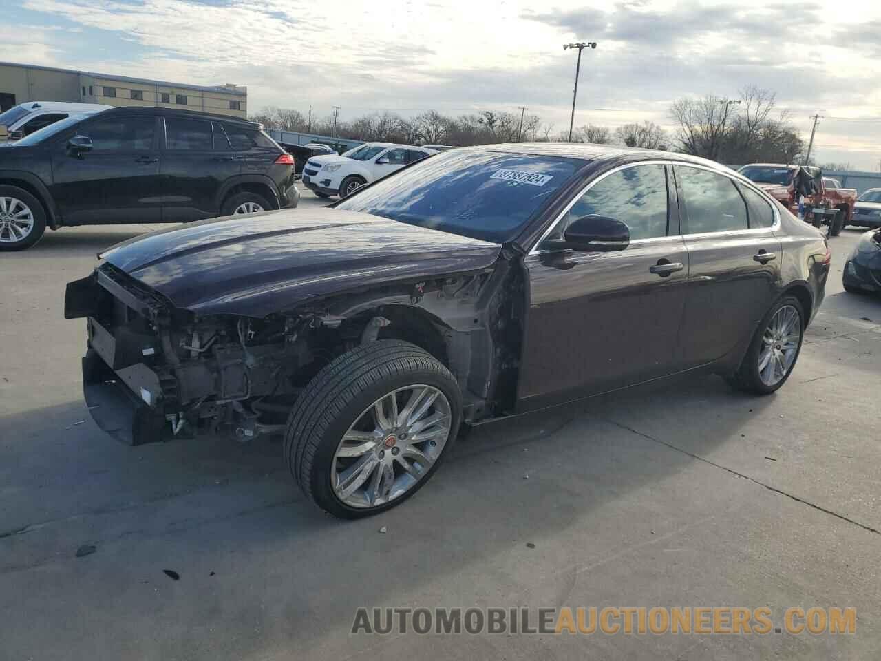 SAJBK4BV4HCY27031 JAGUAR XF 2017