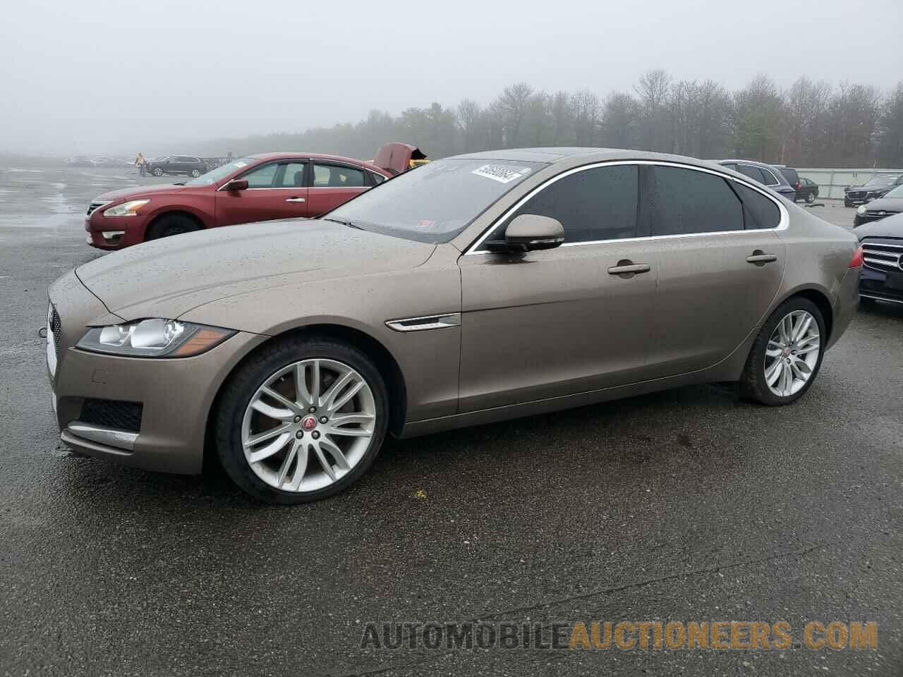 SAJBK4BVXGCY19272 JAGUAR XF 2016