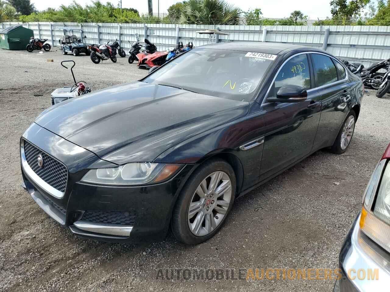 SAJBR4BV7HCY30078 JAGUAR XF 2017