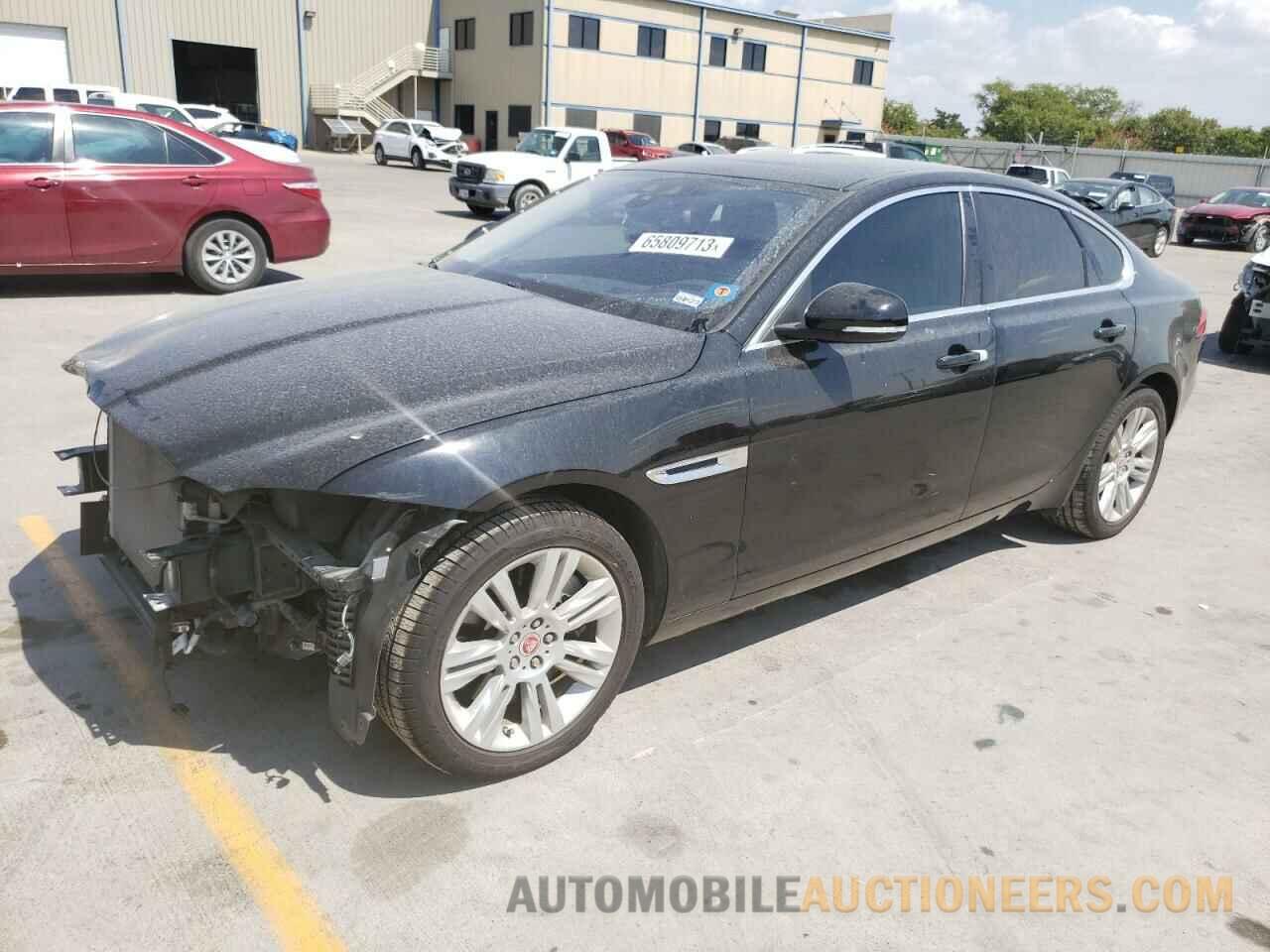 SAJBR4BV8HCY26623 JAGUAR XF 2017