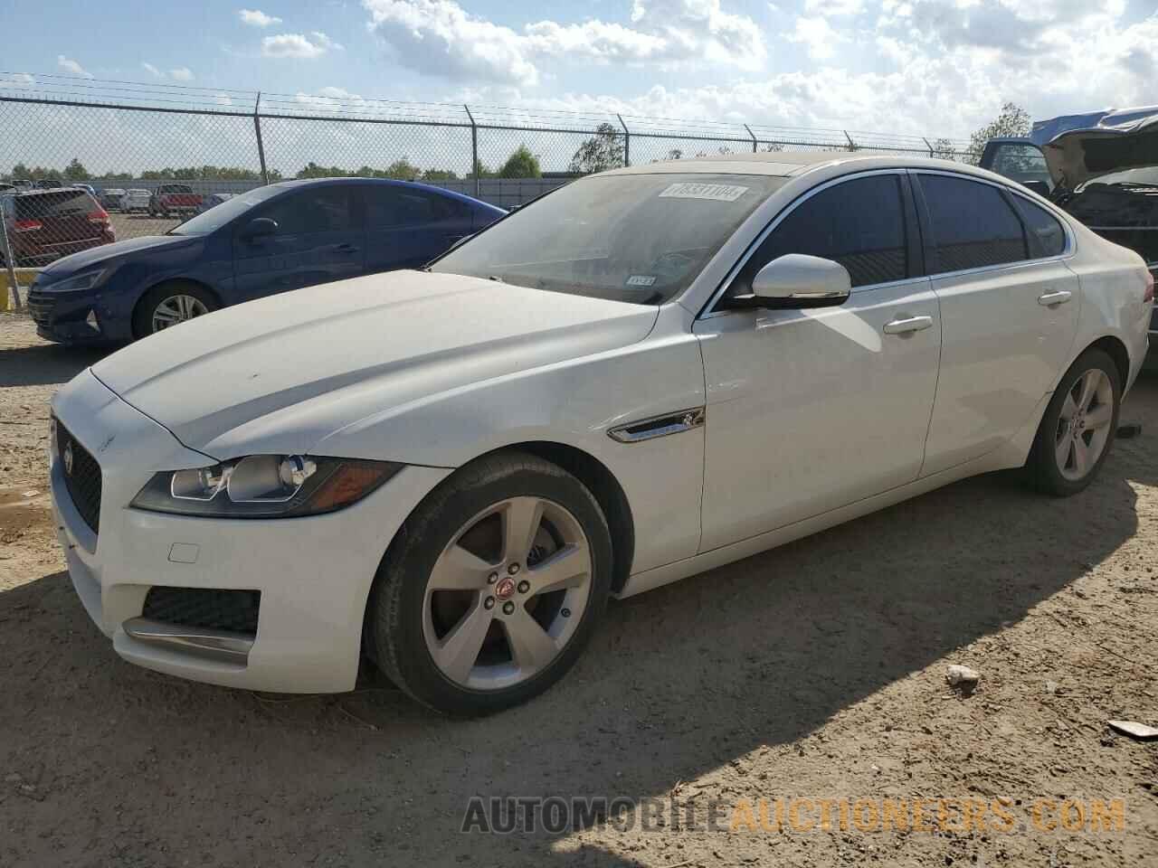 SAJBR4FX5JCY70175 JAGUAR XF 2018