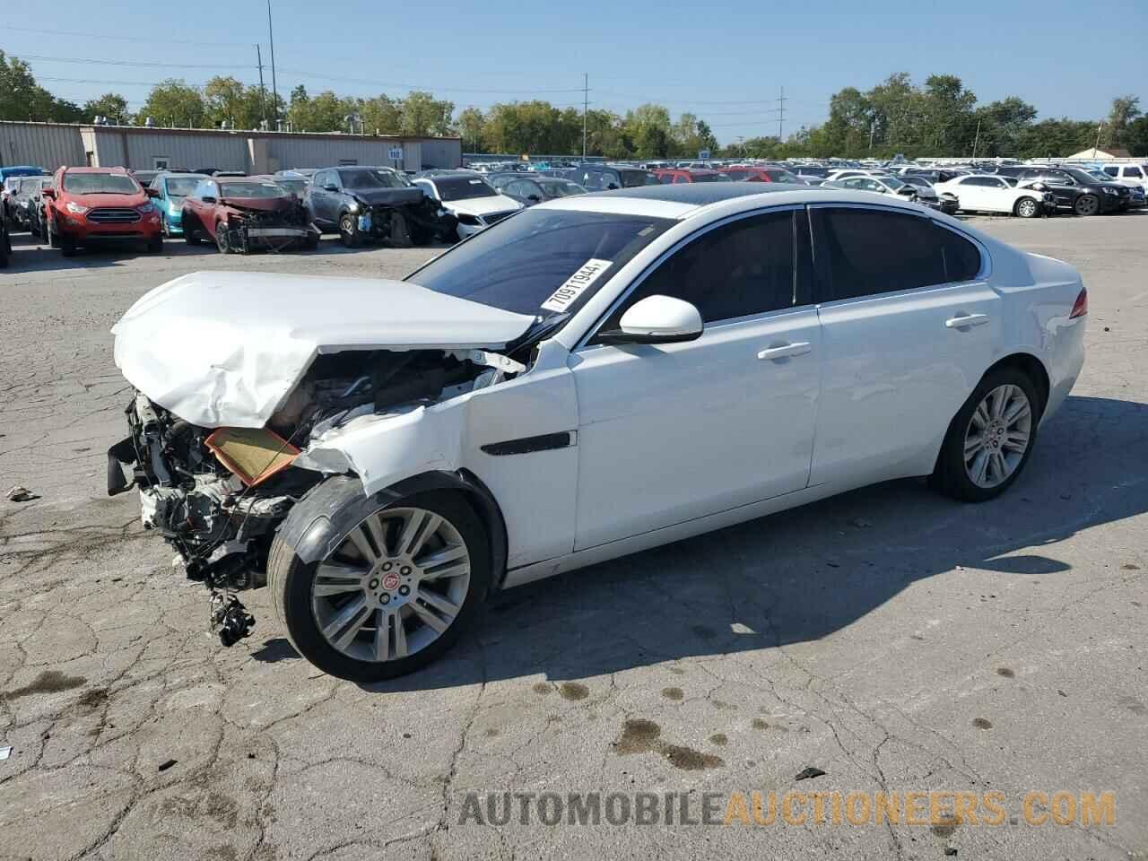 SAJBS4BV0HCY27768 JAGUAR XF 2017