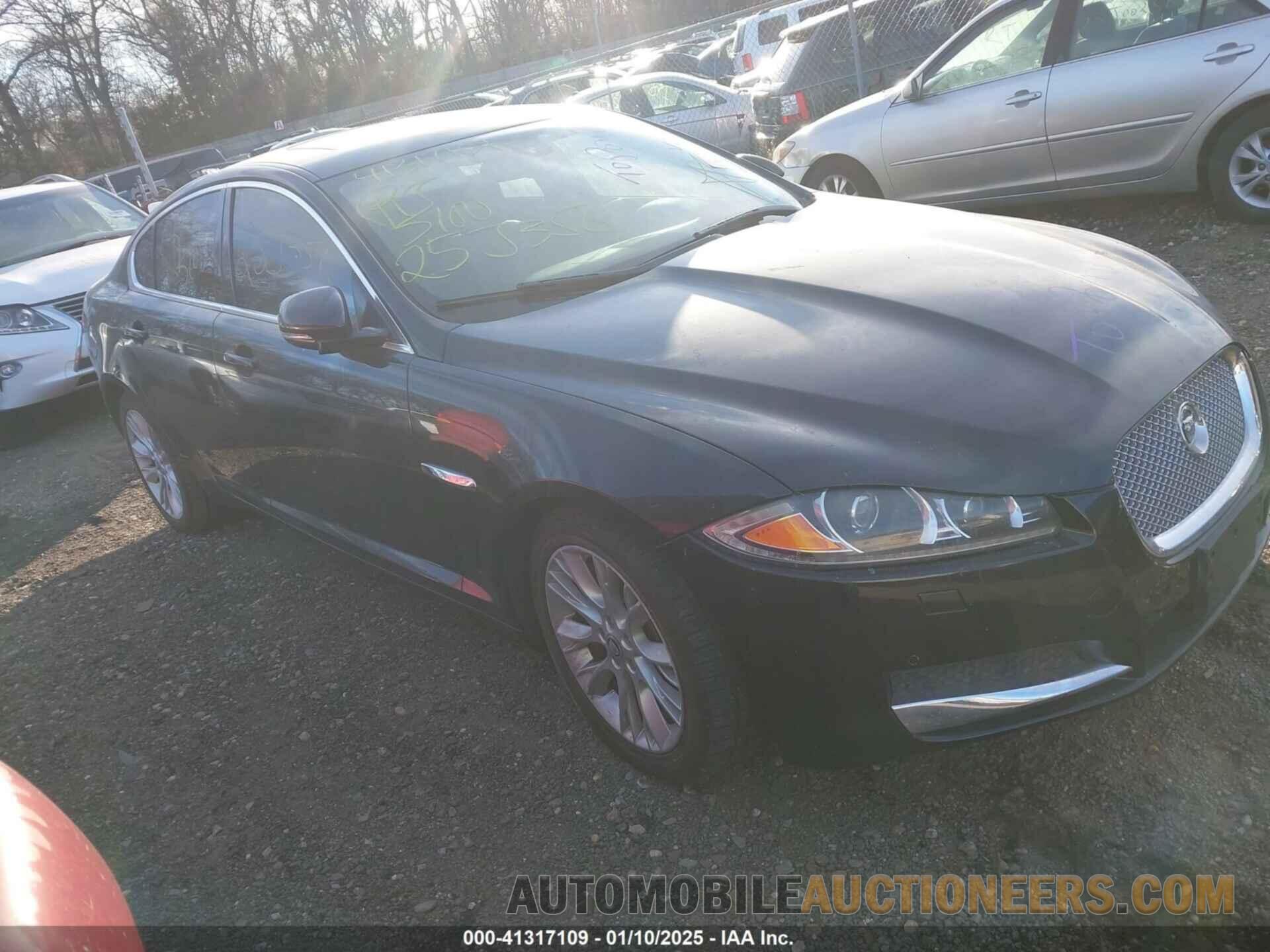 SAJWA0E76D8S71344 JAGUAR XF 2013