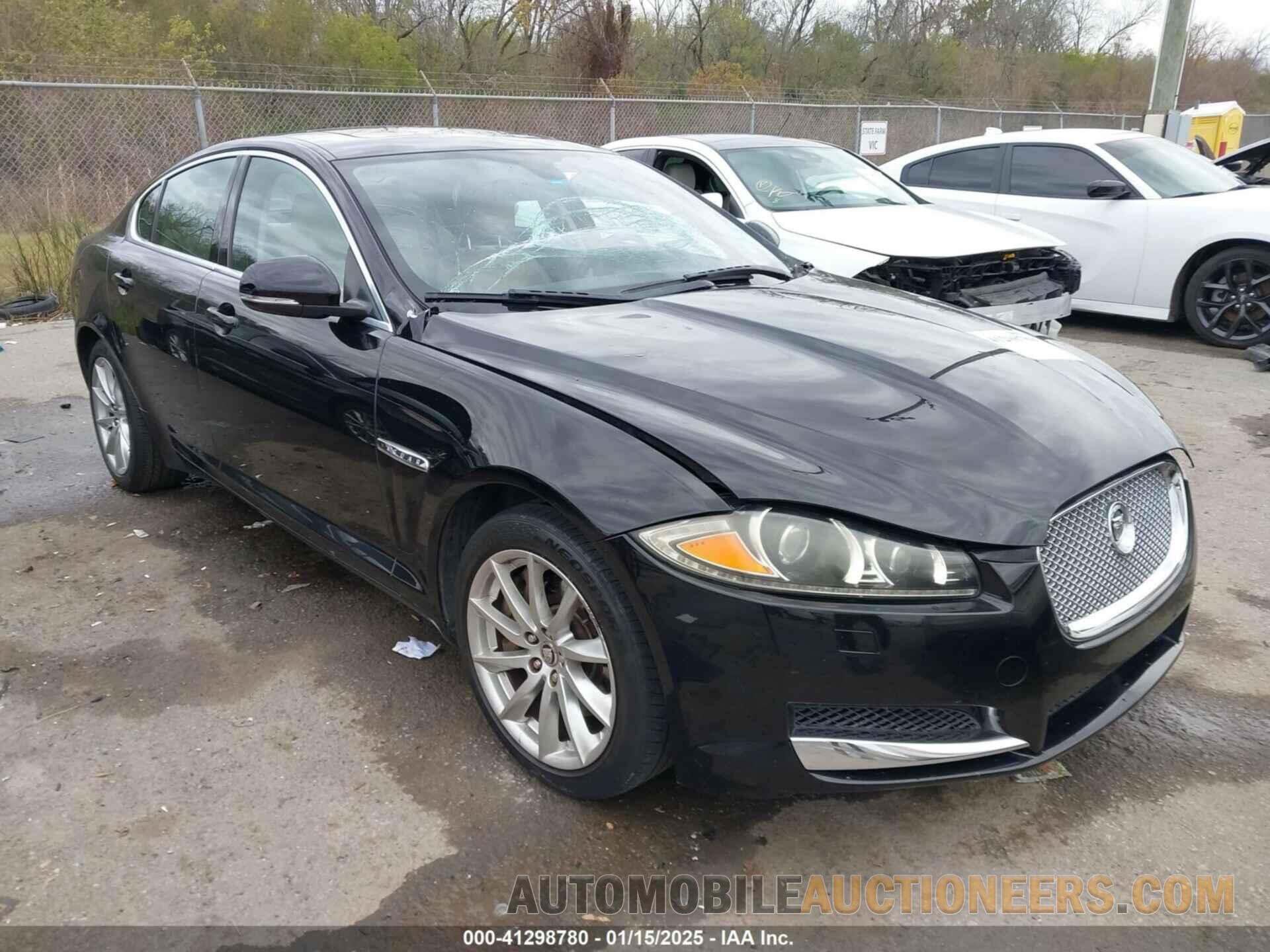 SAJWA0ES3DPS74714 JAGUAR XF 2013