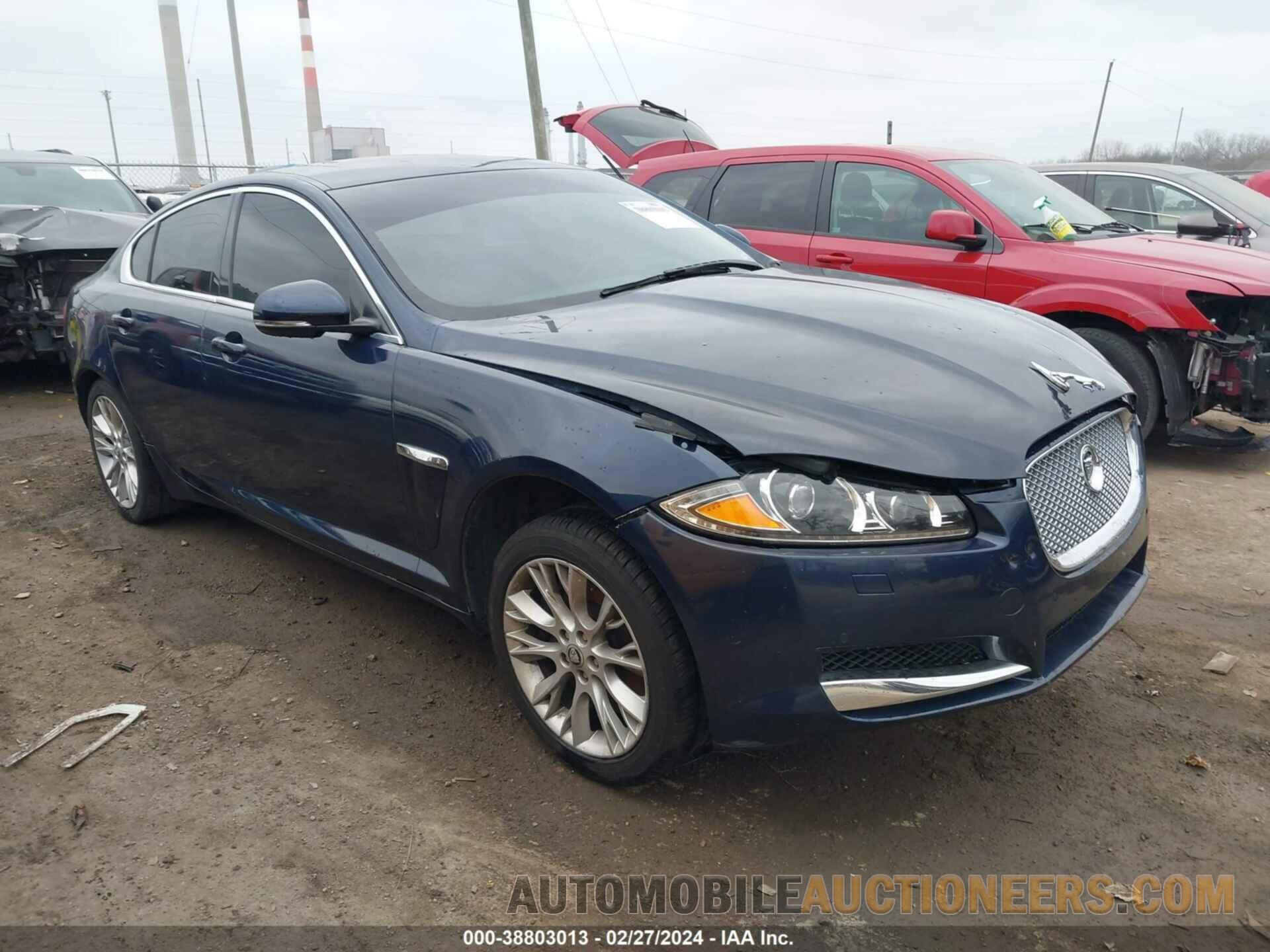 SAJWA0ES5DPS63858 JAGUAR XF 2013