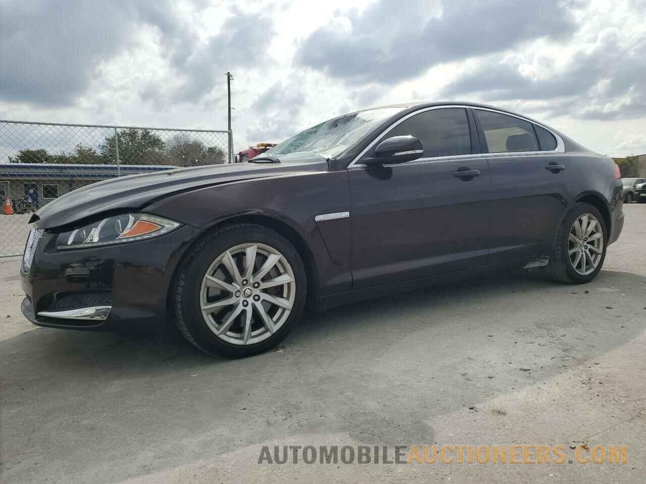 SAJWA0ES5DPS87254 JAGUAR XF 2013