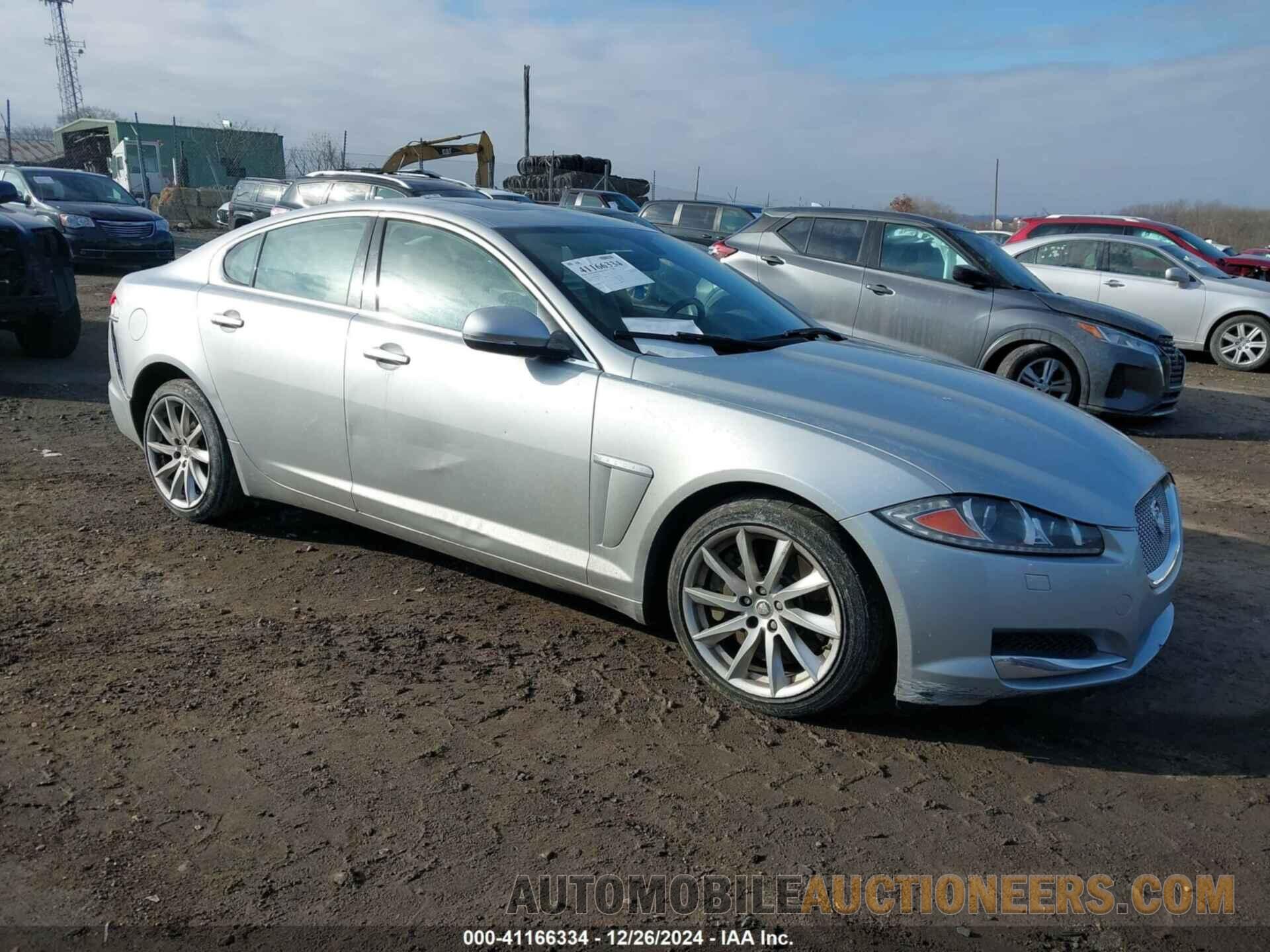 SAJWA0ES5DPS87349 JAGUAR XF 2013