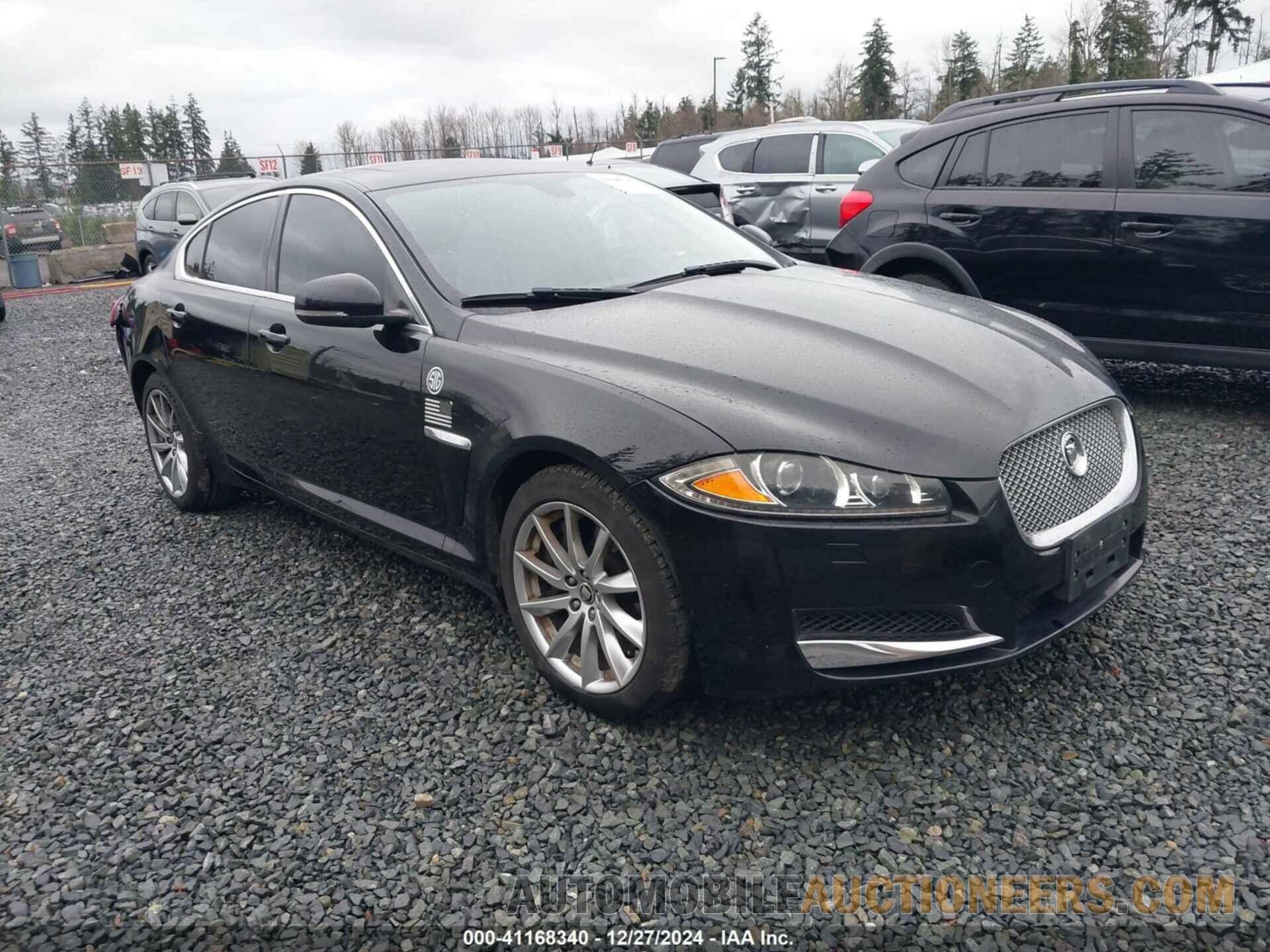 SAJWA0ES6DPS67112 JAGUAR XF 2013