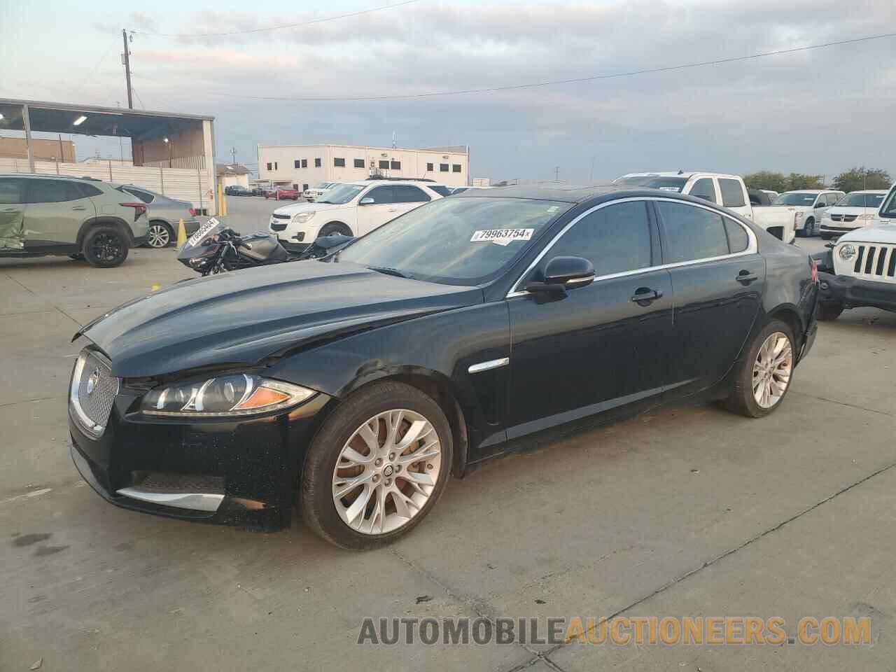 SAJWA0ES7DPU01531 JAGUAR XF 2013