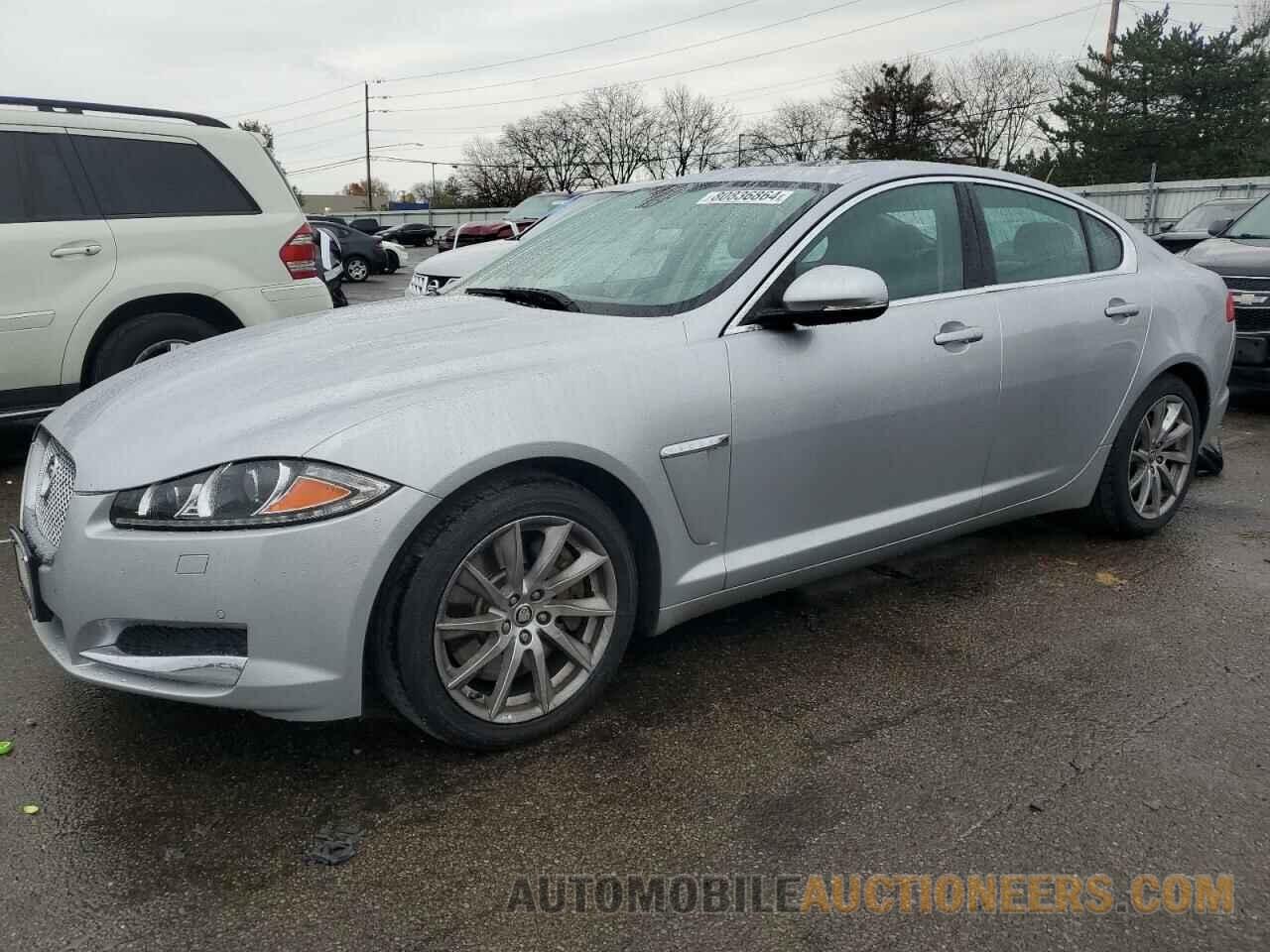 SAJWA0ES9DPS98354 JAGUAR XF 2013