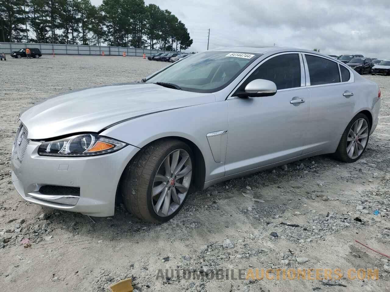 SAJWA0F70F8U58600 JAGUAR XF 2015