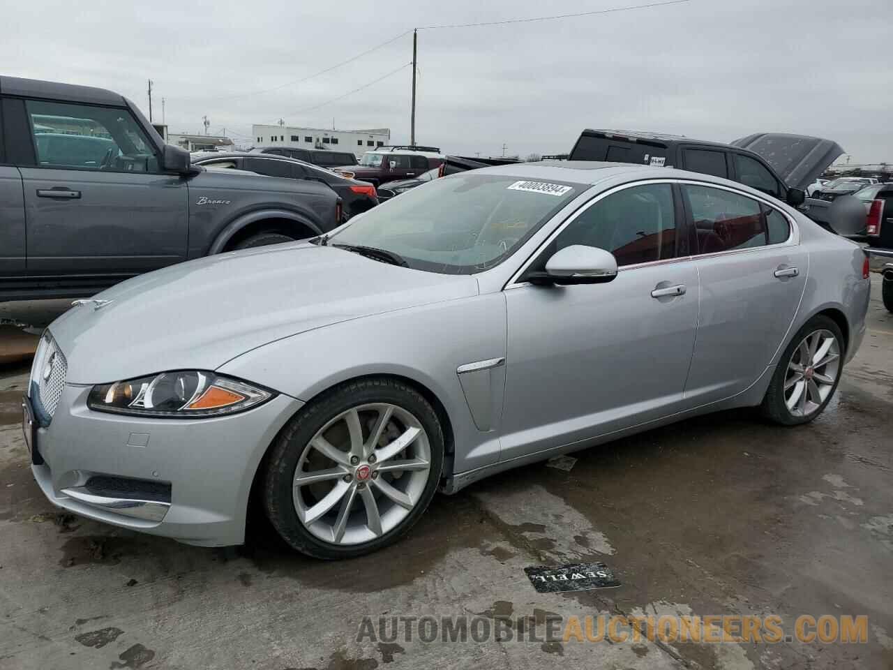 SAJWA0F70F8U67359 JAGUAR XF 2015