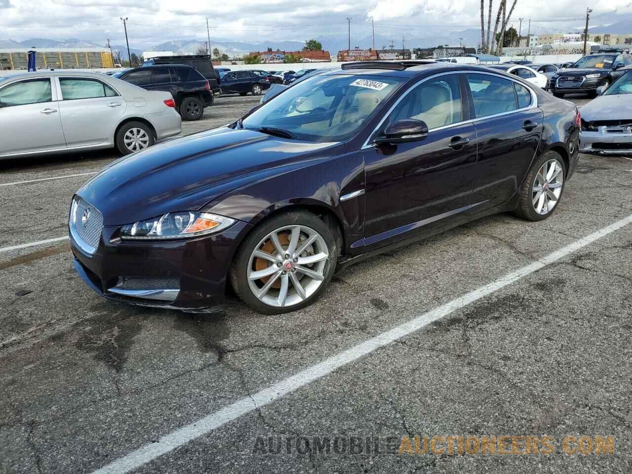 SAJWA0F70F8U73582 JAGUAR XF 2015