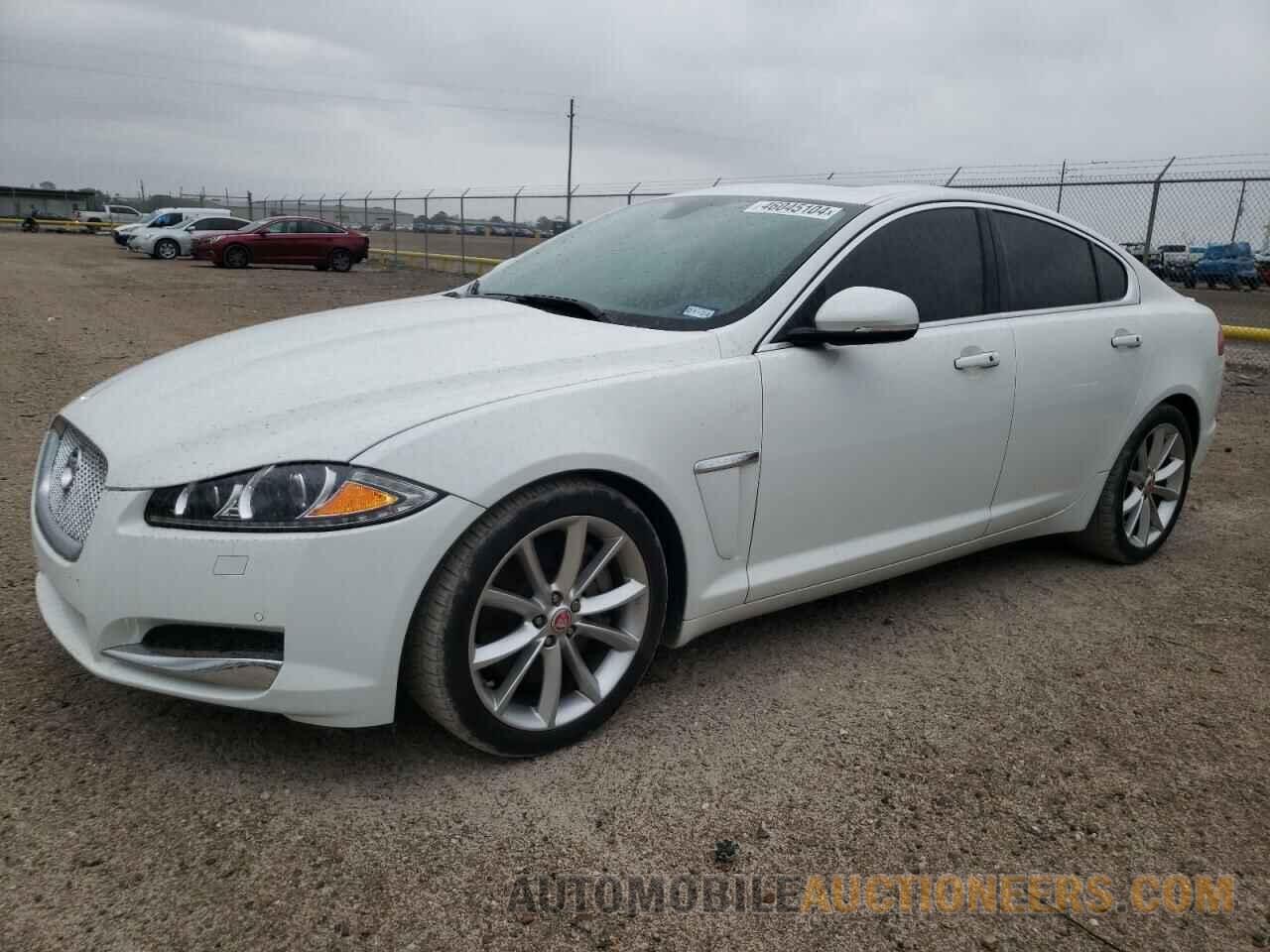 SAJWA0F71F8U54782 JAGUAR XF 2015