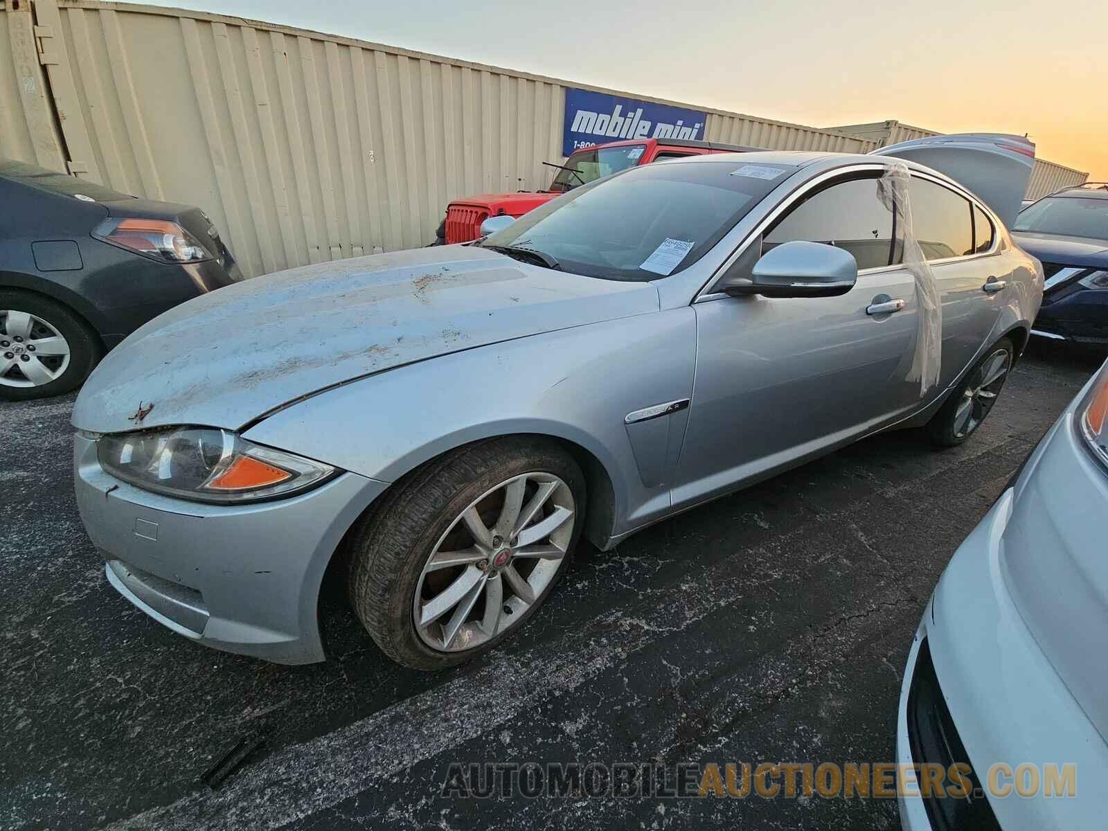 SAJWA0F75F8U76218 Jaguar XF 2015