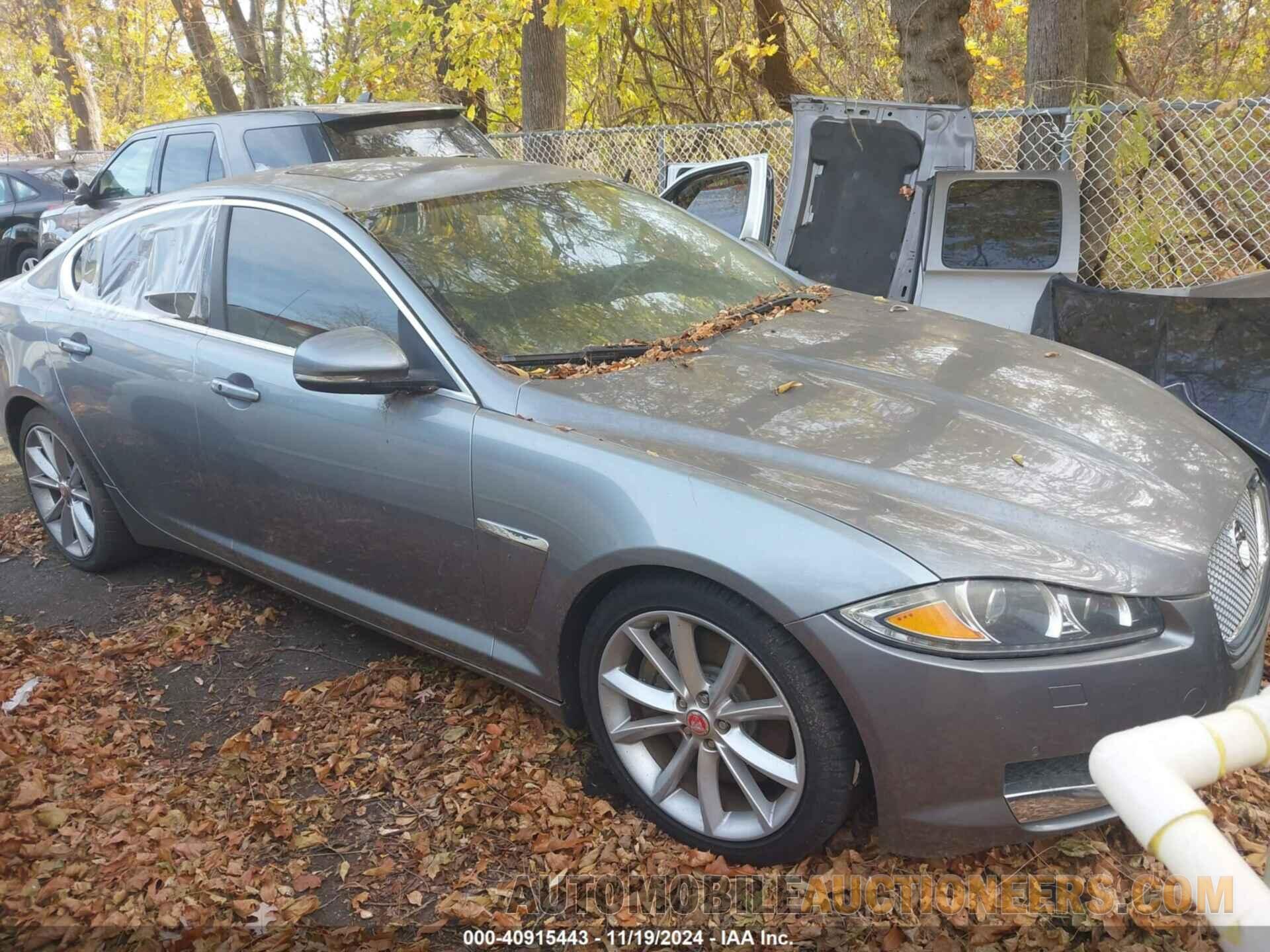 SAJWA0F76F8U61078 JAGUAR XF 2015