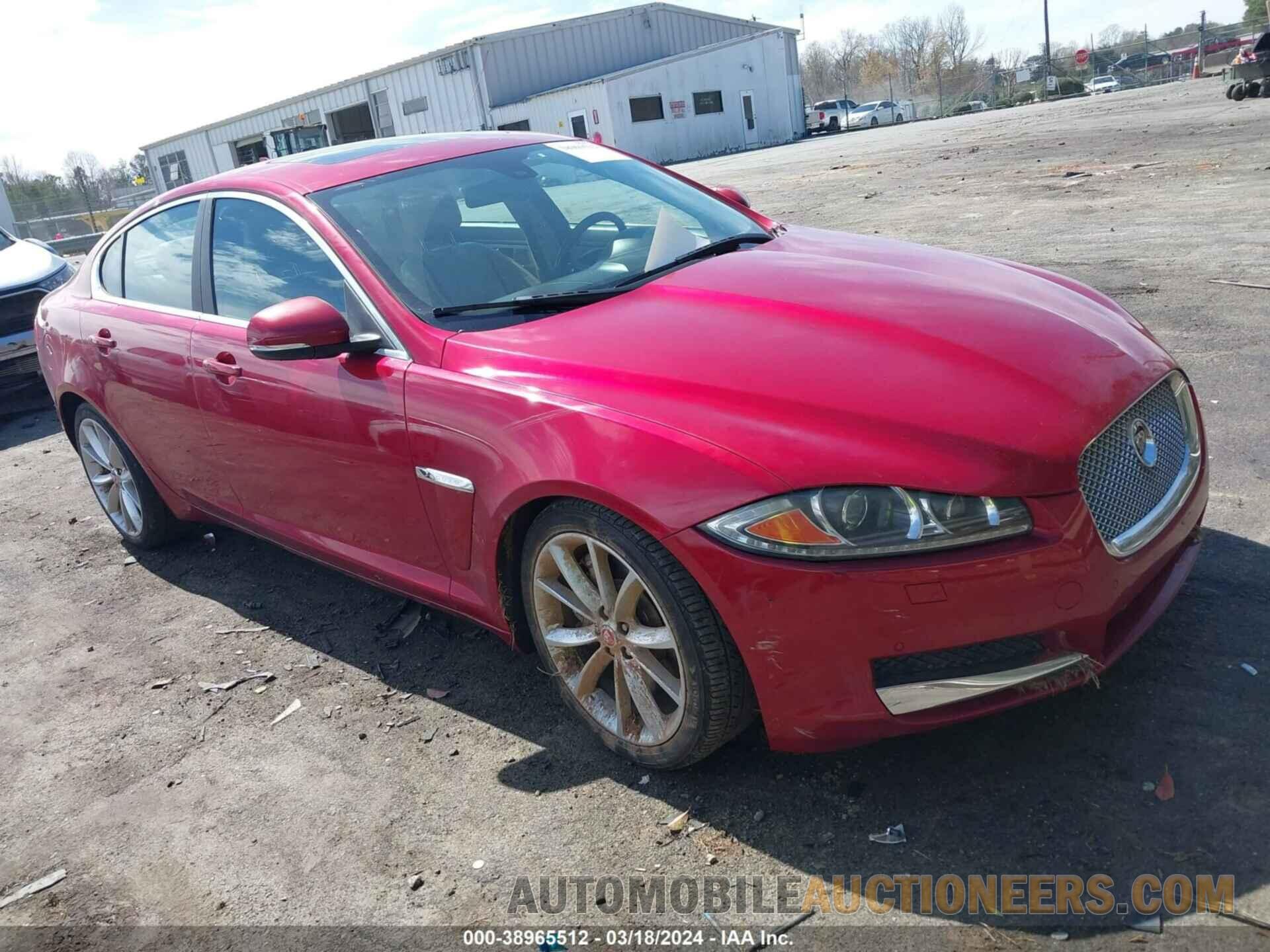 SAJWA0F76F8U65731 JAGUAR XF 2015