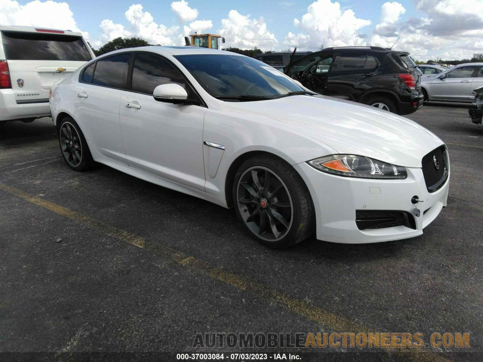 SAJWA0F77F8U57329 JAGUAR XF 2015