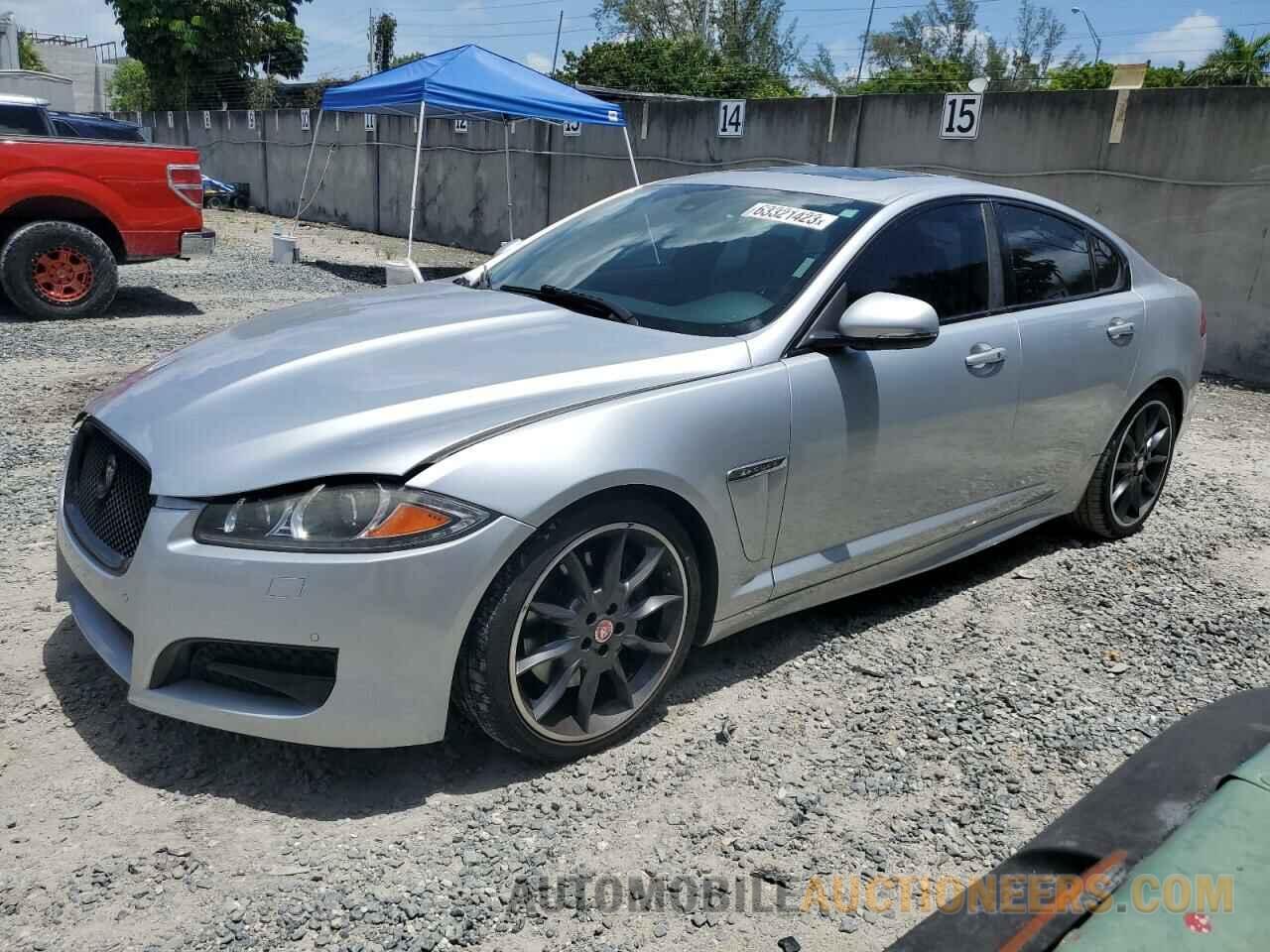 SAJWA0F79F8U77985 JAGUAR XF 2015