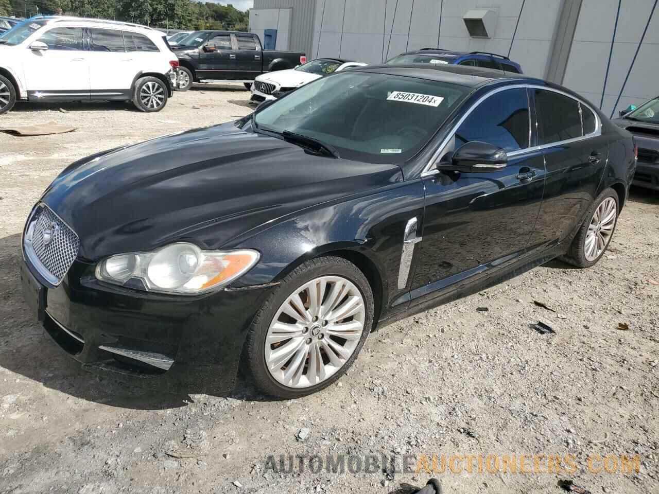 SAJWA0FB3BLS15035 JAGUAR XF 2011