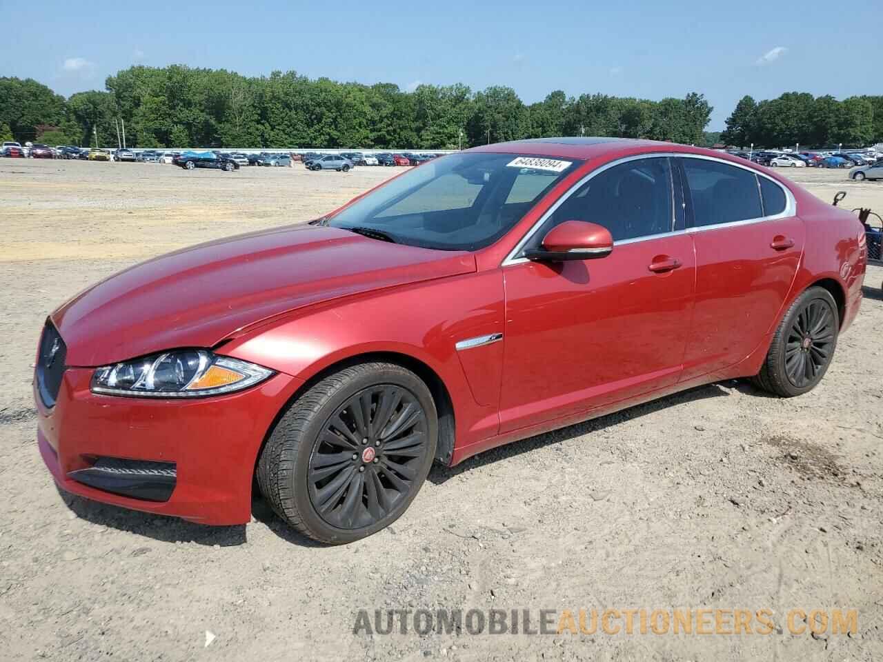 SAJWA0FS0FPU48045 JAGUAR XF 2015