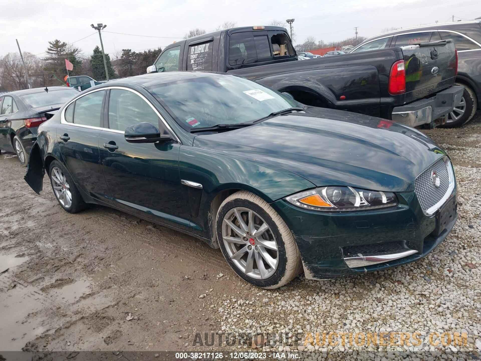 SAJWA0FS0FPU50670 JAGUAR XF 2015