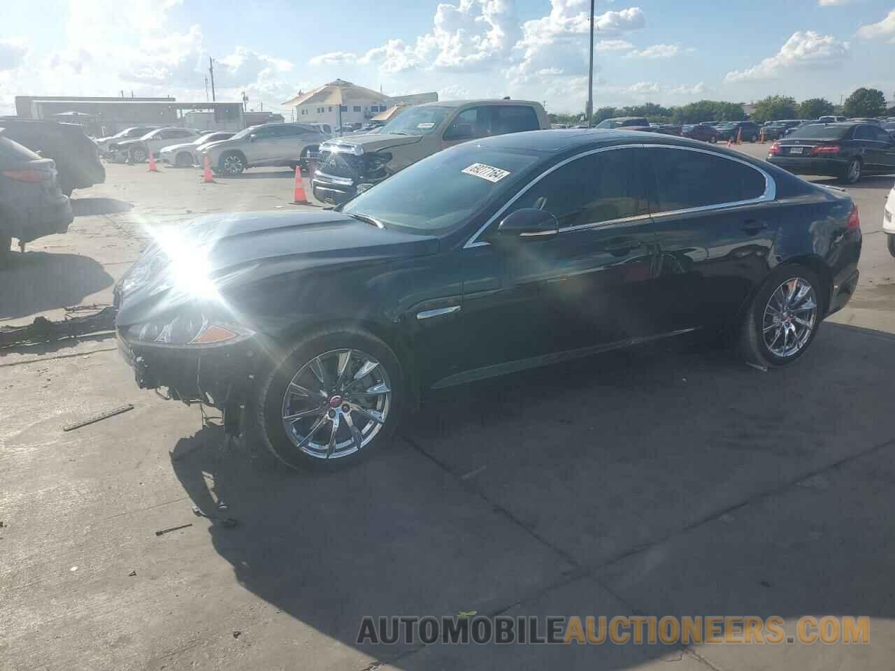 SAJWA0FS0FPU88755 JAGUAR XF 2015