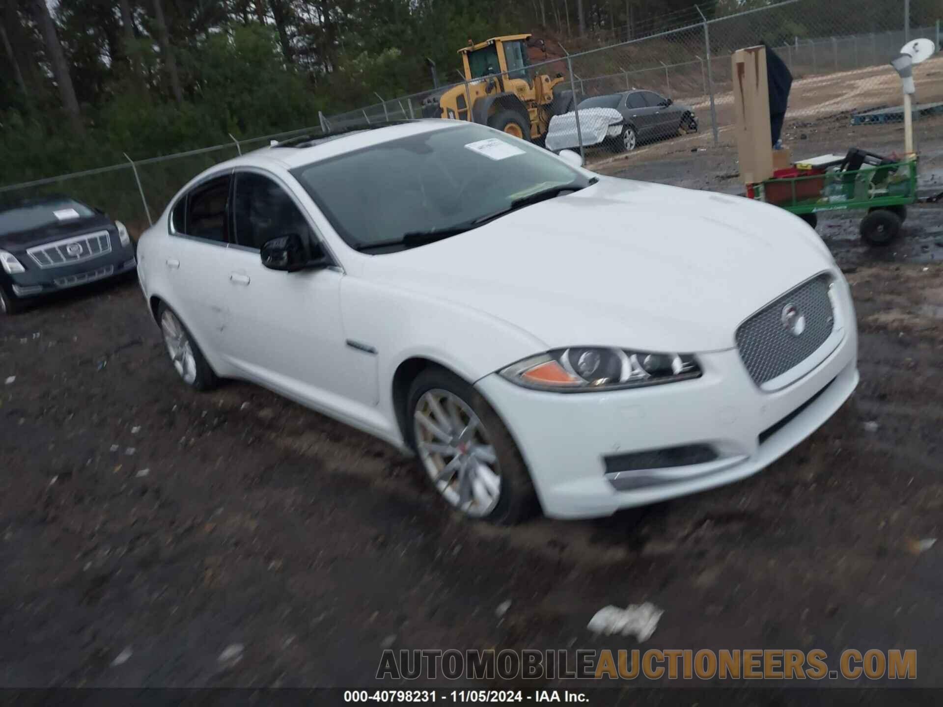 SAJWA0FS3FPU48539 JAGUAR XF 2015