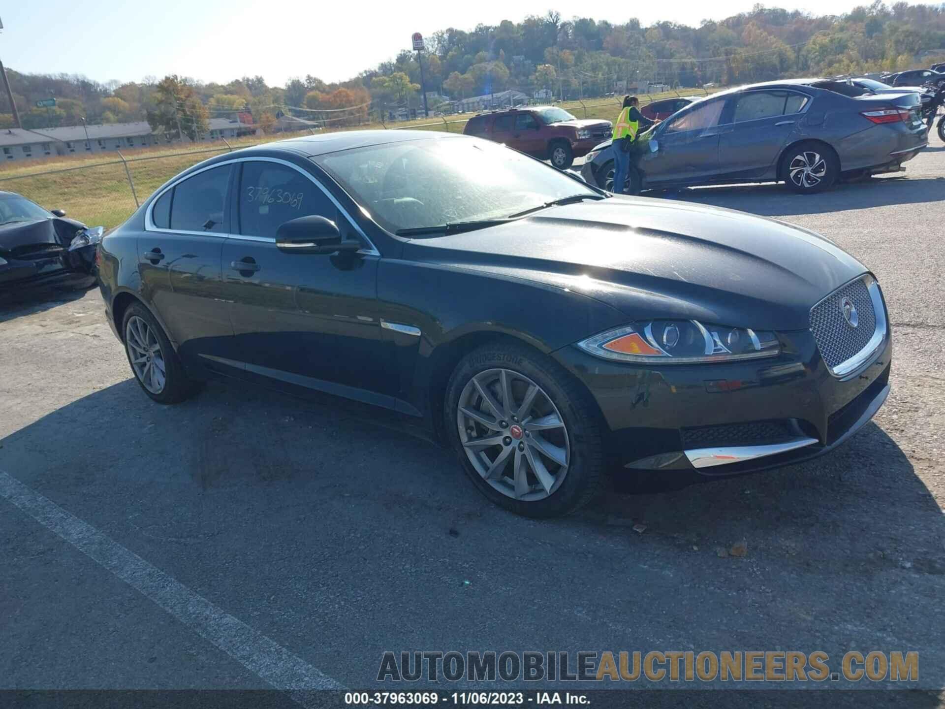 SAJWA0FS4FPU78522 JAGUAR XF 2015