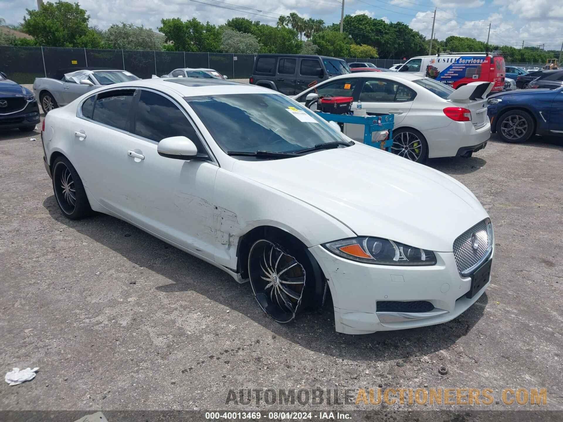 SAJWA0FS5FPU56917 JAGUAR XF 2015